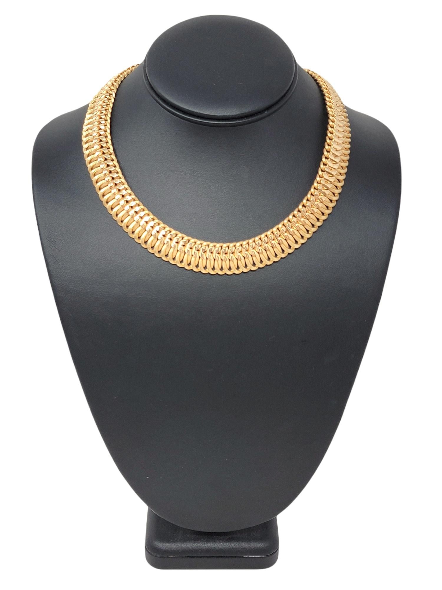Collier à maillons tissés en or jaune 18 carats finement strié et poli 6