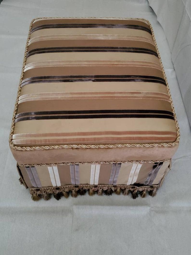 Finely Upholstered Custom Ottoman In Good Condition For Sale In Forney, TX