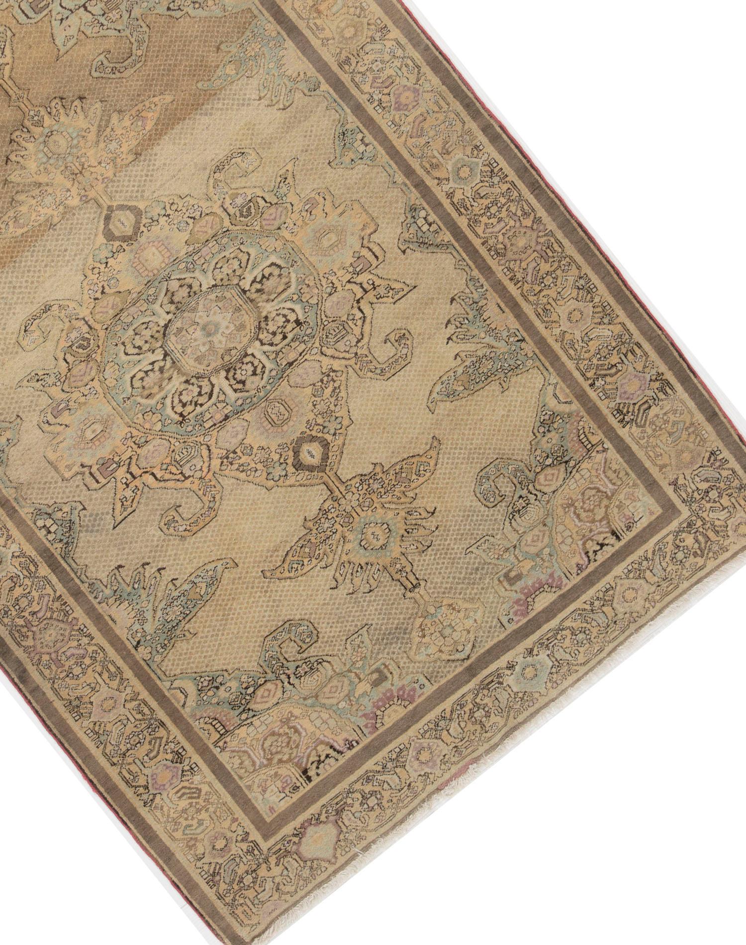 Finely Woven Antique Persian Malayer Rug, circa 1900  4' x 6'3 In Good Condition For Sale In New York, NY