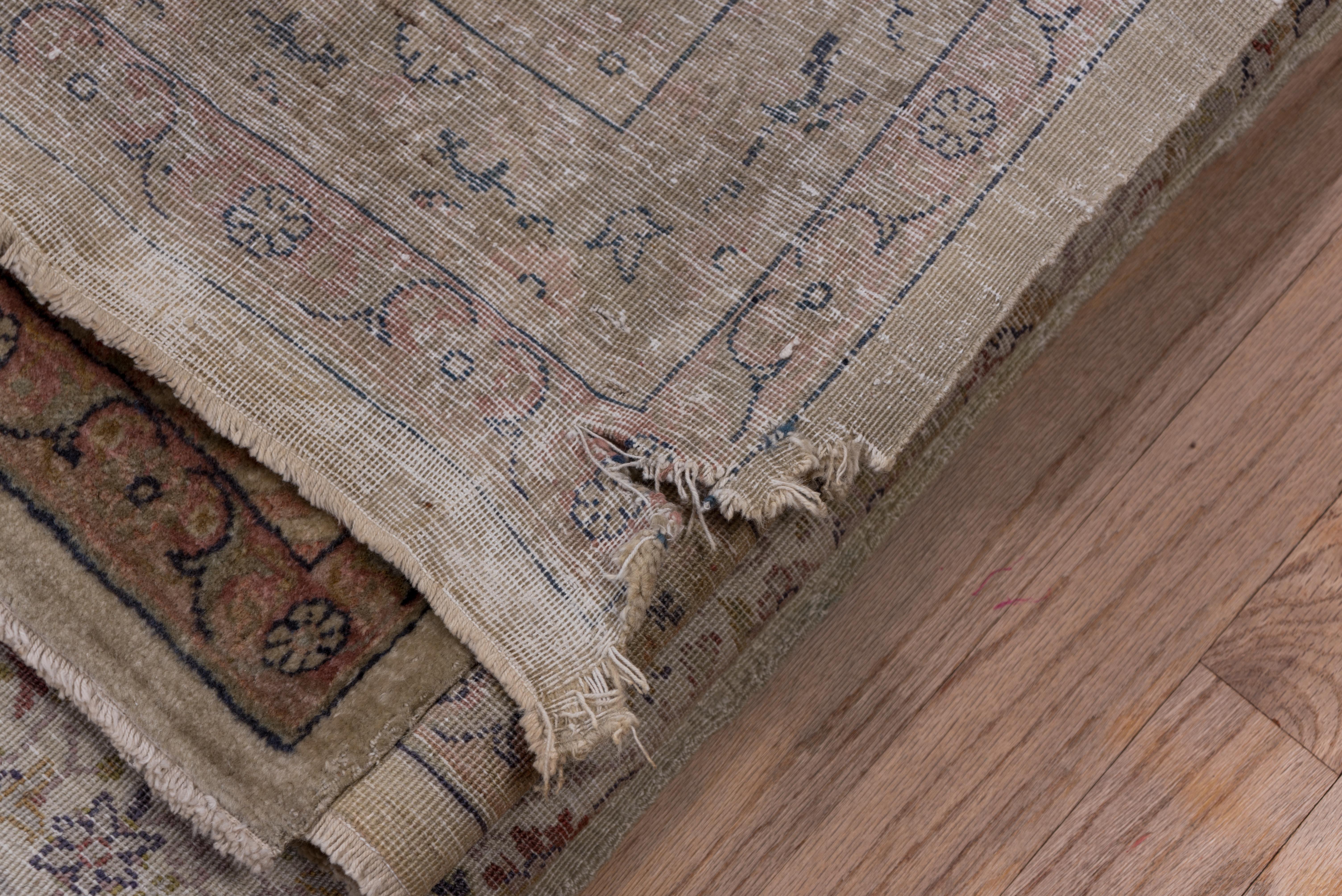 Finely Woven Antique Turkish Sivas Carpet, Neutral Palette For Sale 1