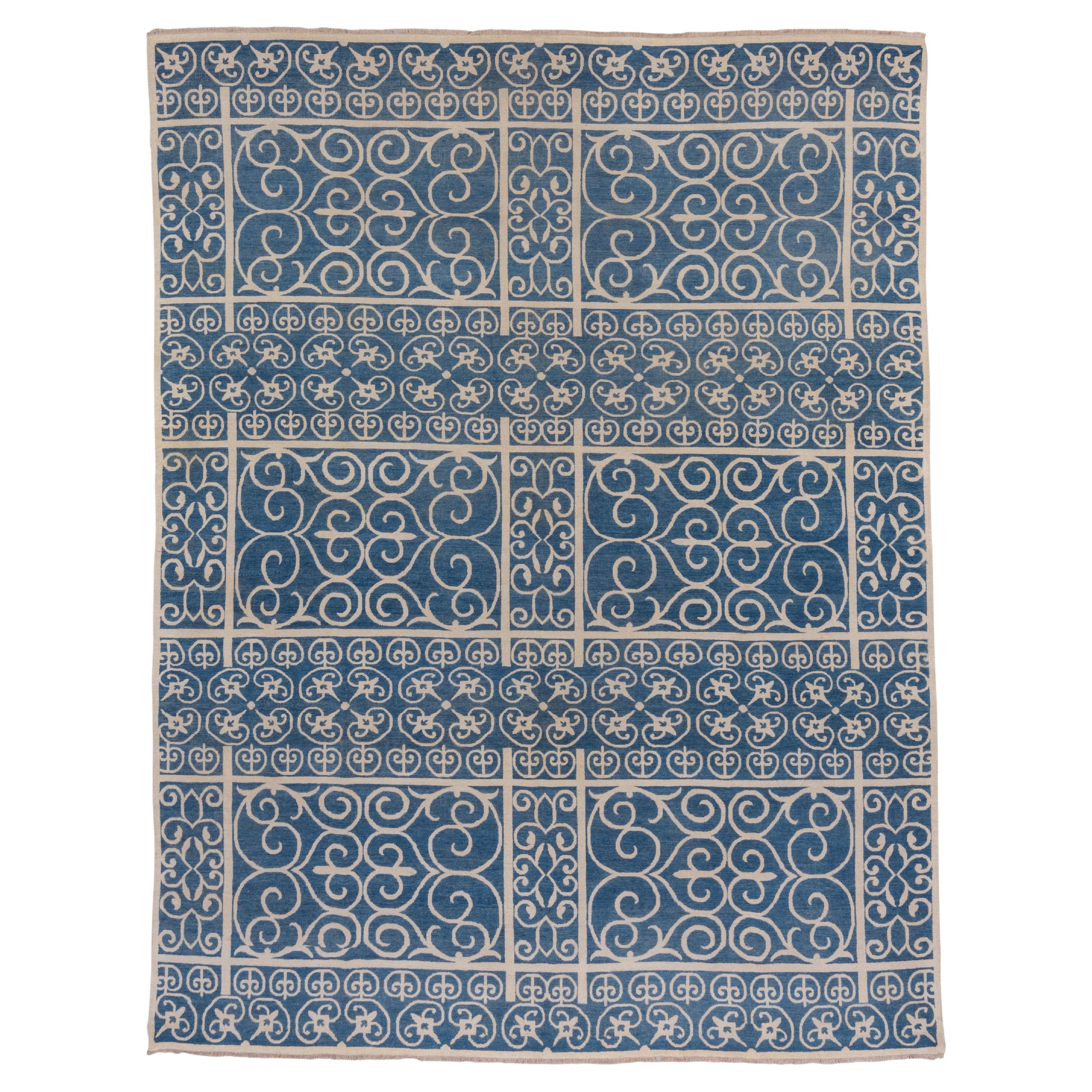 Finely Woven Modern Indian Rug, Hangknotted, Royal Blue & Cream Palette For Sale