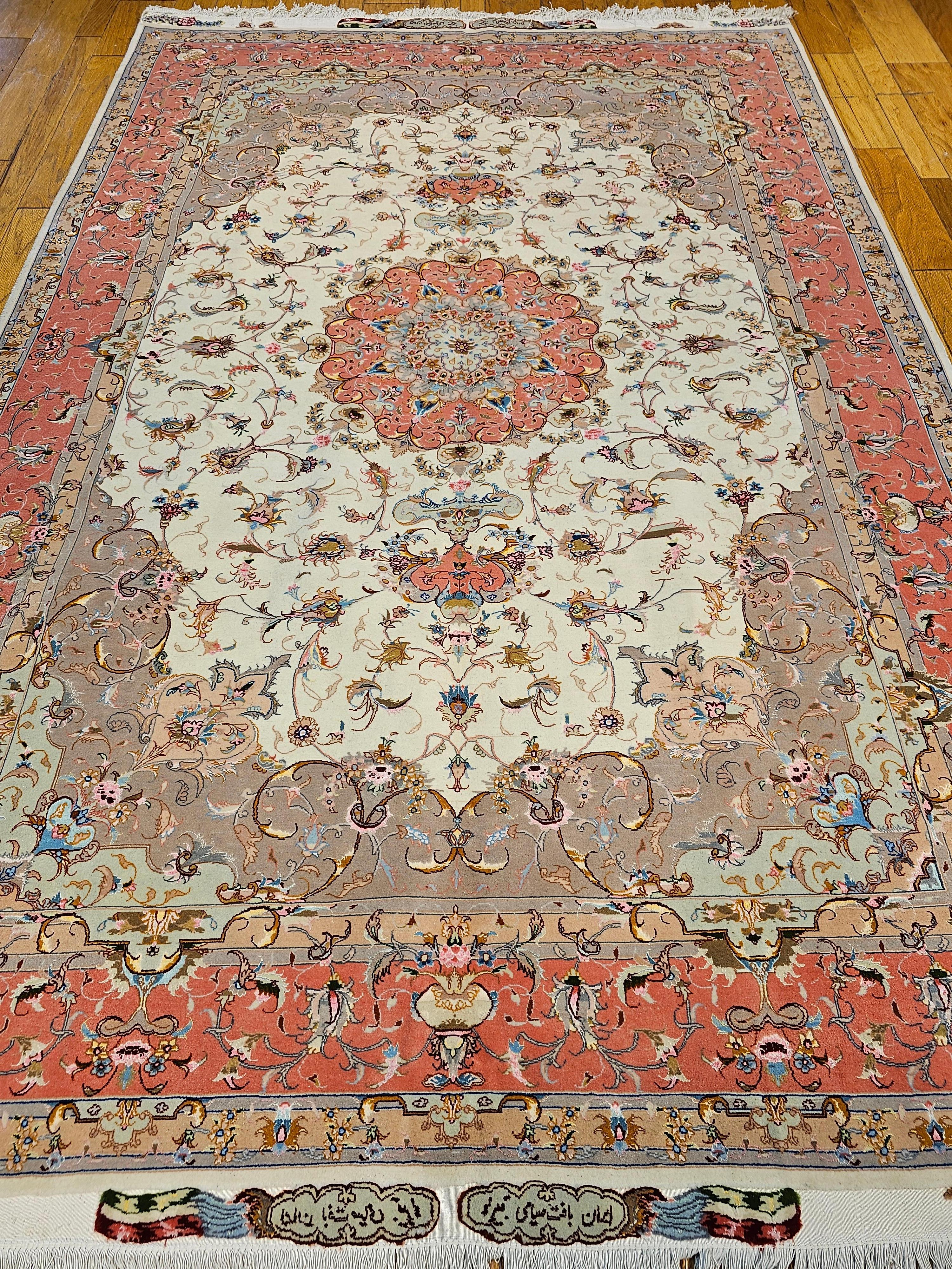 Finely Woven Persian Tabriz Room Size Rug in Floral Pattern in Ivory, Salmon For Sale 12