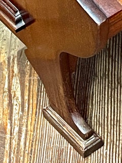 Finissimo Perdonium o Coal Hod inglese neoclassico intarsiato in mogano del XIX sec.