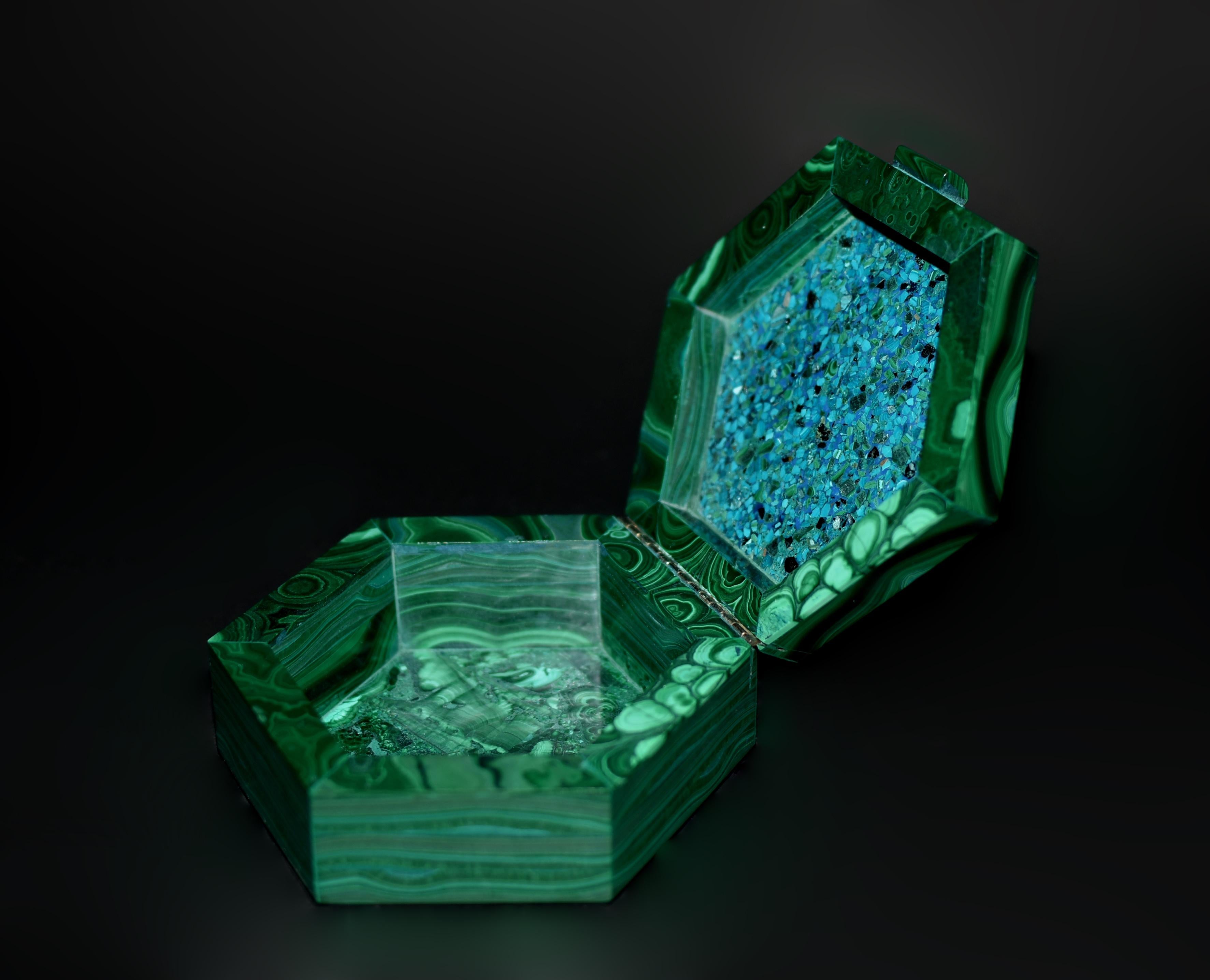Finísima Malaquita Natural Caja Piedra Preciosa Alto Diseño Siglo XXI y contemporáneo en venta
