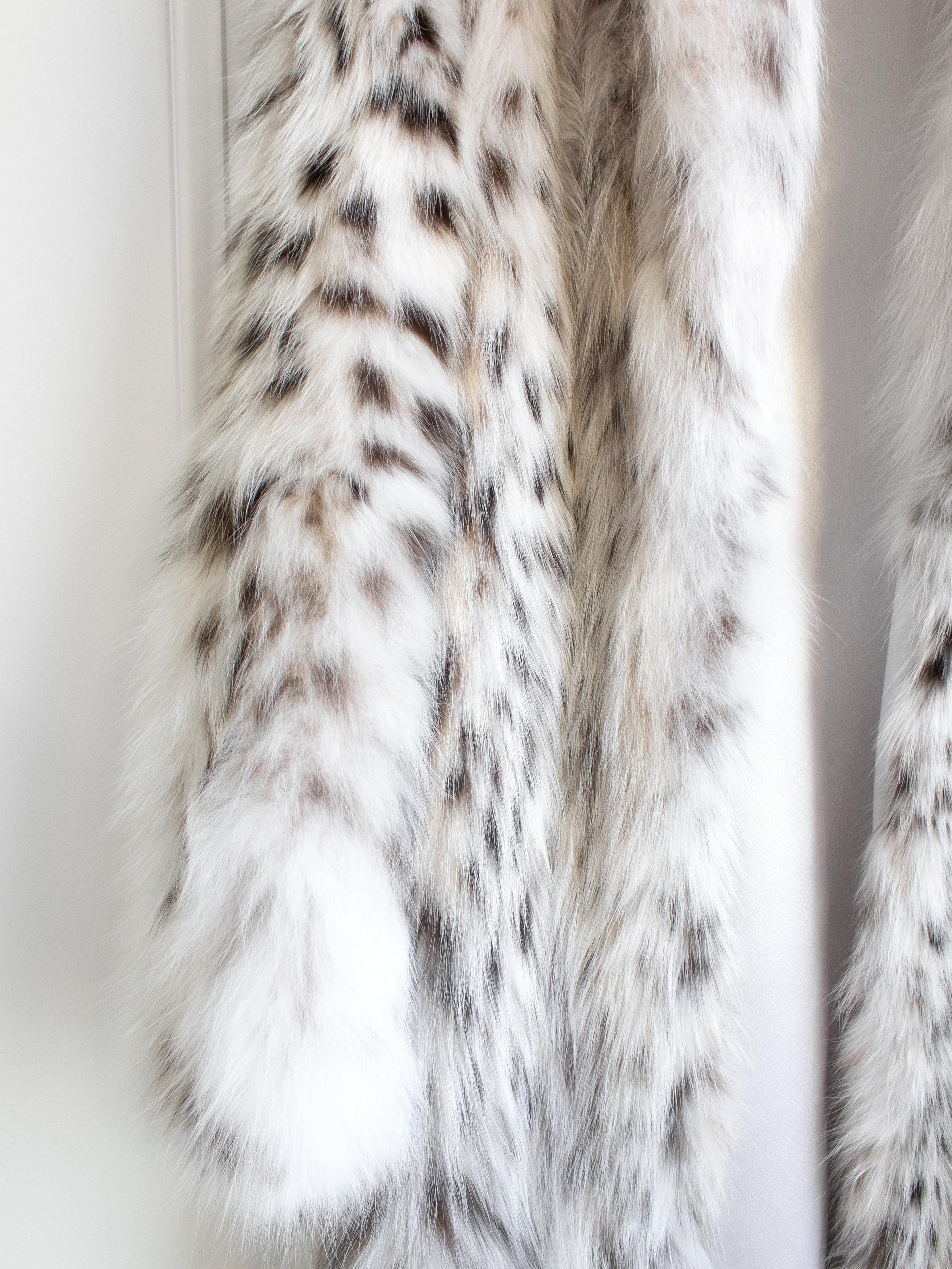 Finest North American White Lynx Belly Full Length Hood Fur Coat For Sale 6