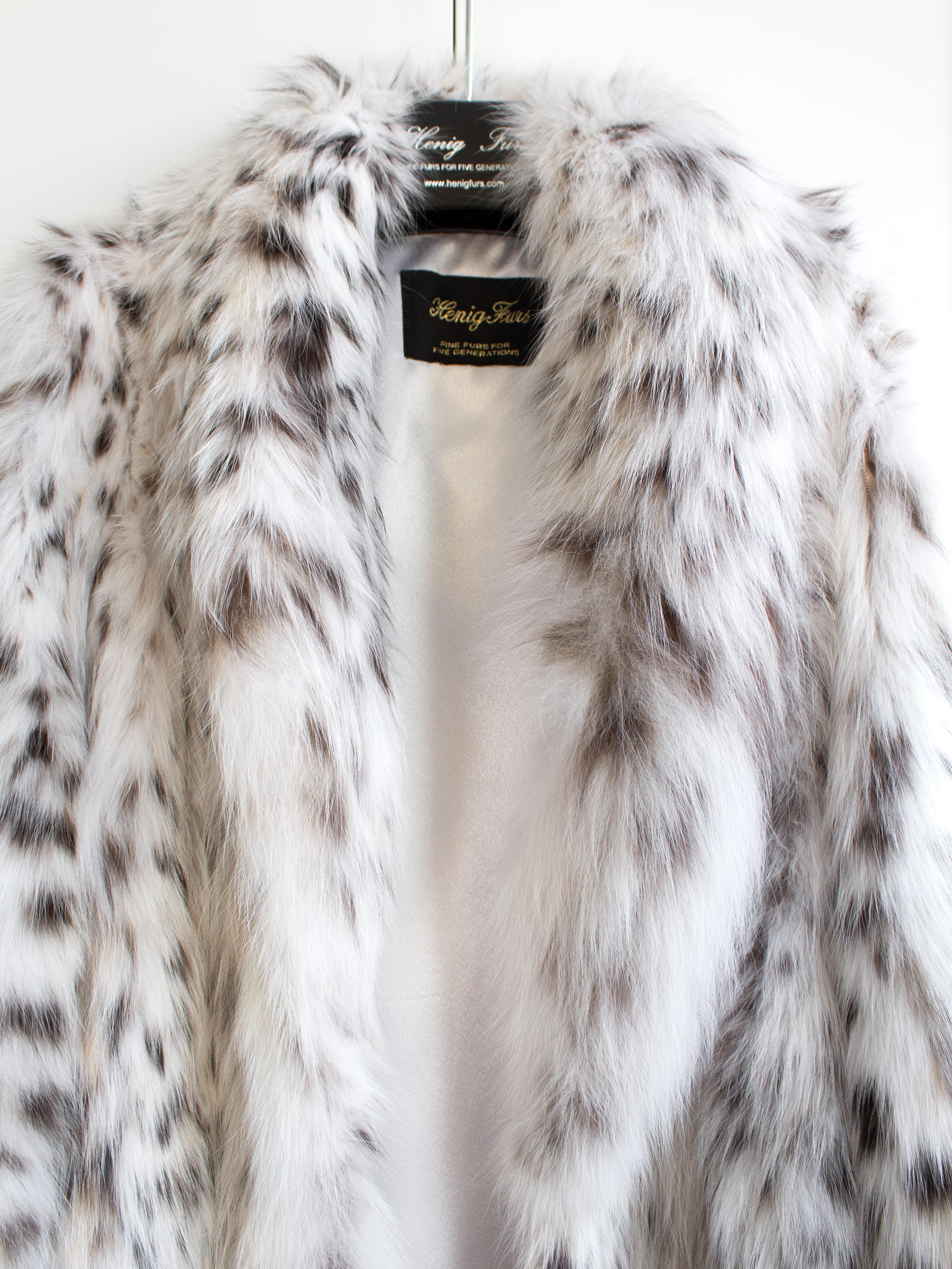 Women's Finest North American White Lynx Belly Full Length Hood Fur Coat For Sale