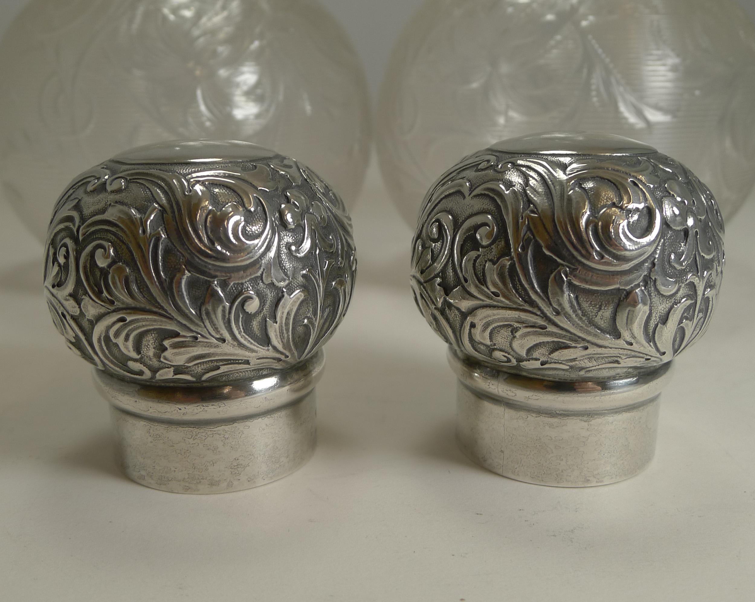 Finest Pair of Antique English Sterling Topped Perfume Bottles by Asprey, London In Good Condition In Bath, GB