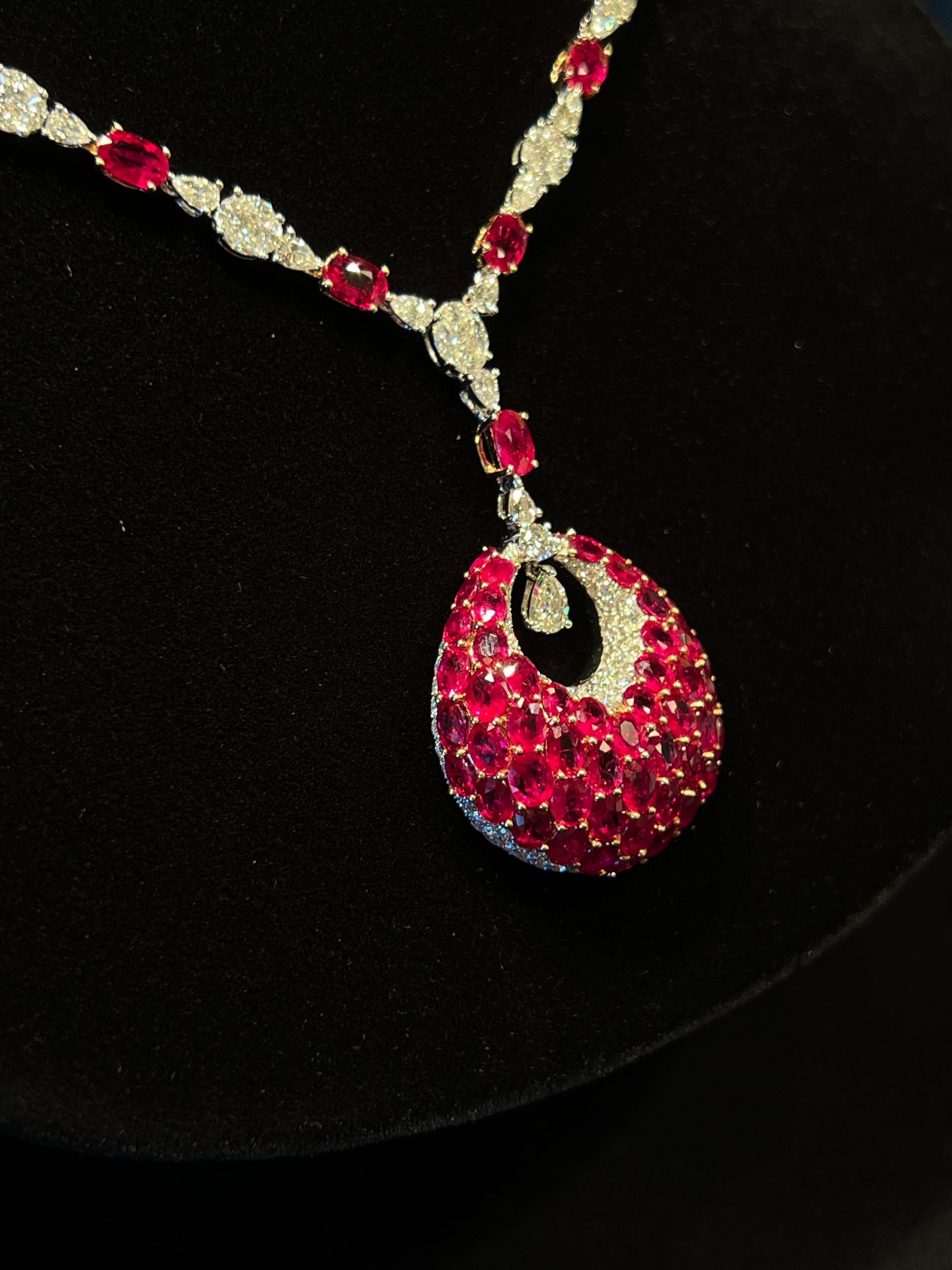 Women's  Finest Quality 30 Carat Burmese Ruby and D Color Diamond 18 Karat Gold Necklace