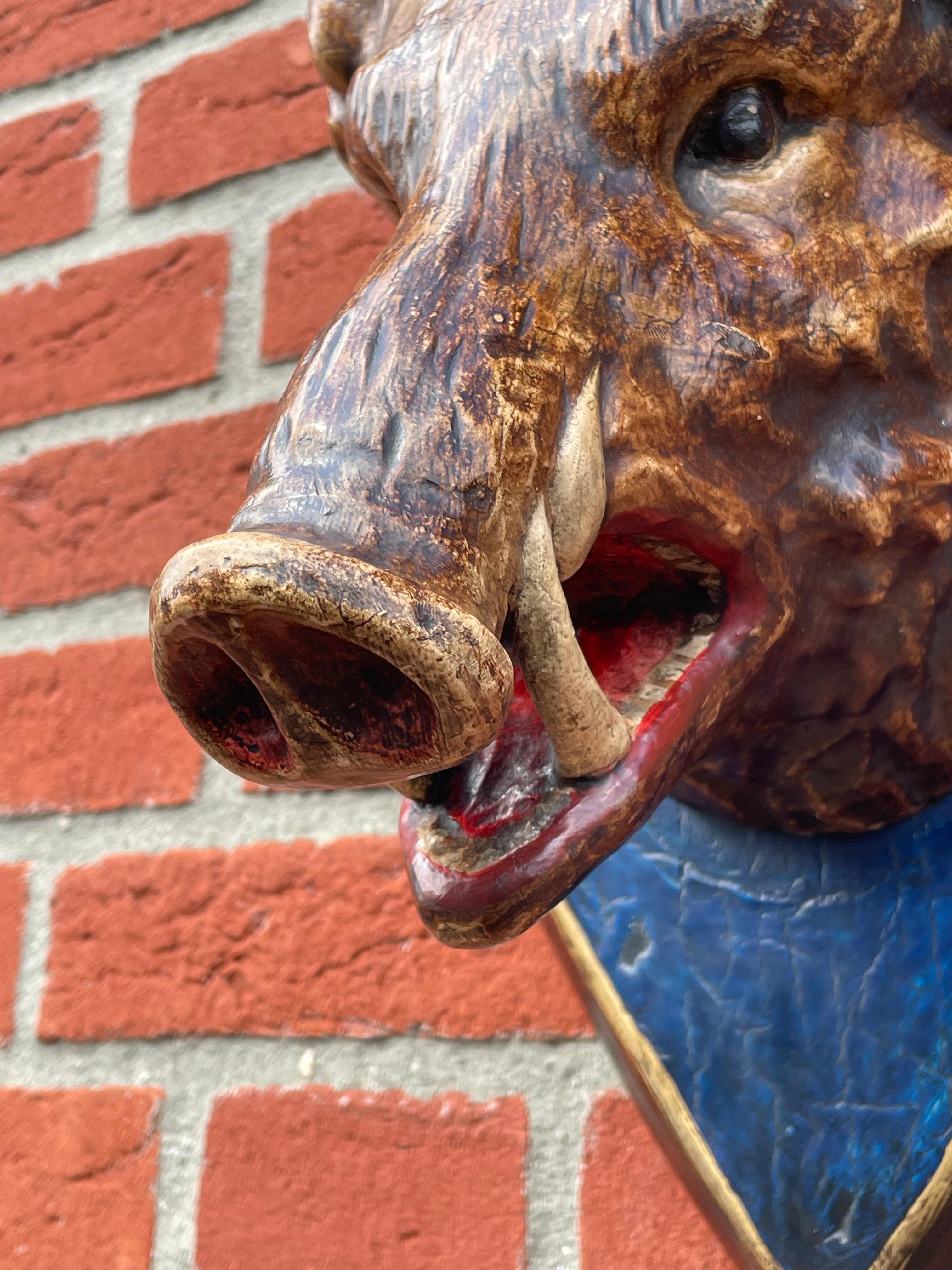 Finest Quality Antique Hand Carved & Painted Black Forest Boar / Hog Sculpture For Sale 3