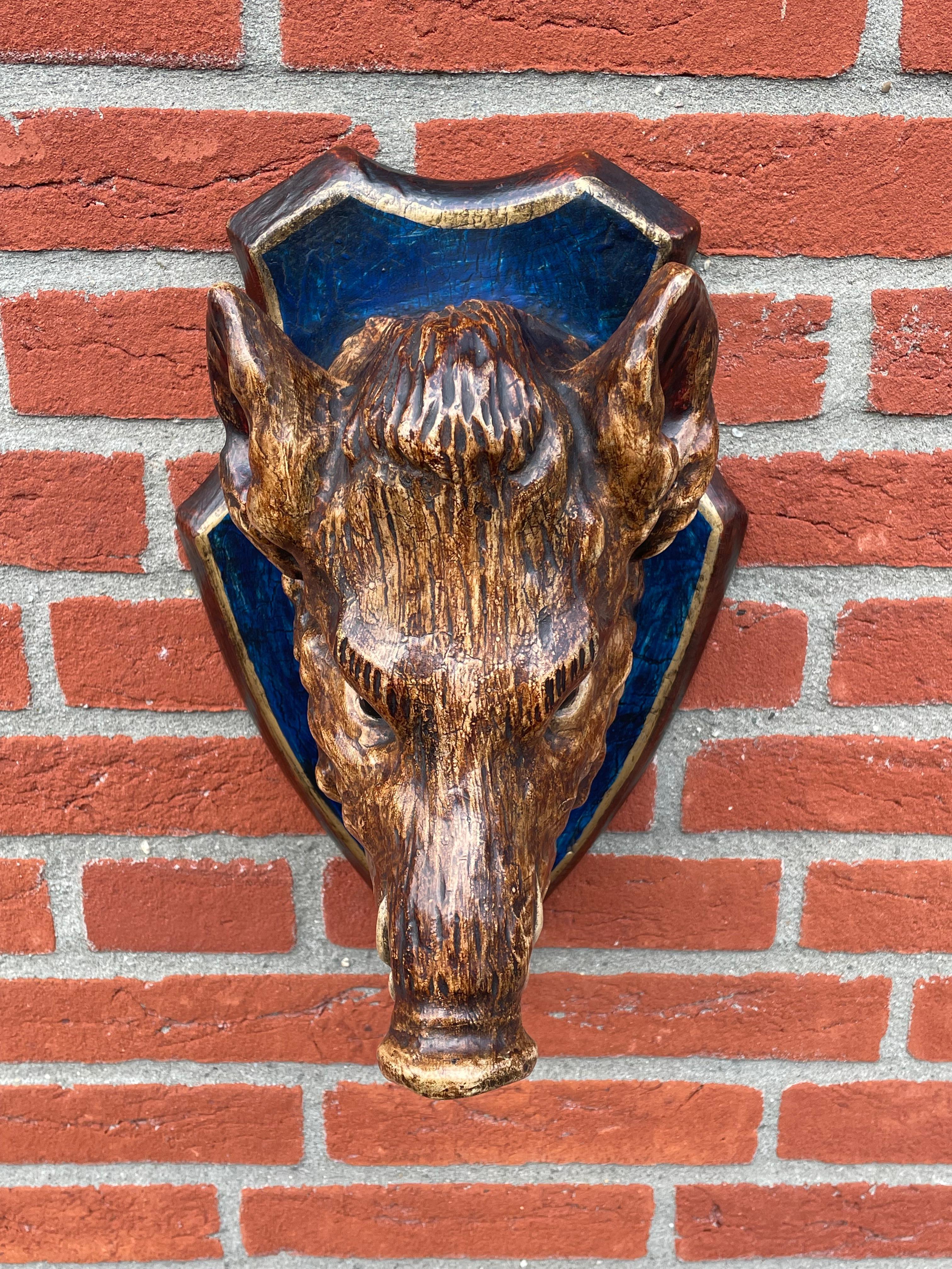 Finest Quality Antique Hand Carved & Painted Black Forest Boar / Hog Sculpture For Sale 10