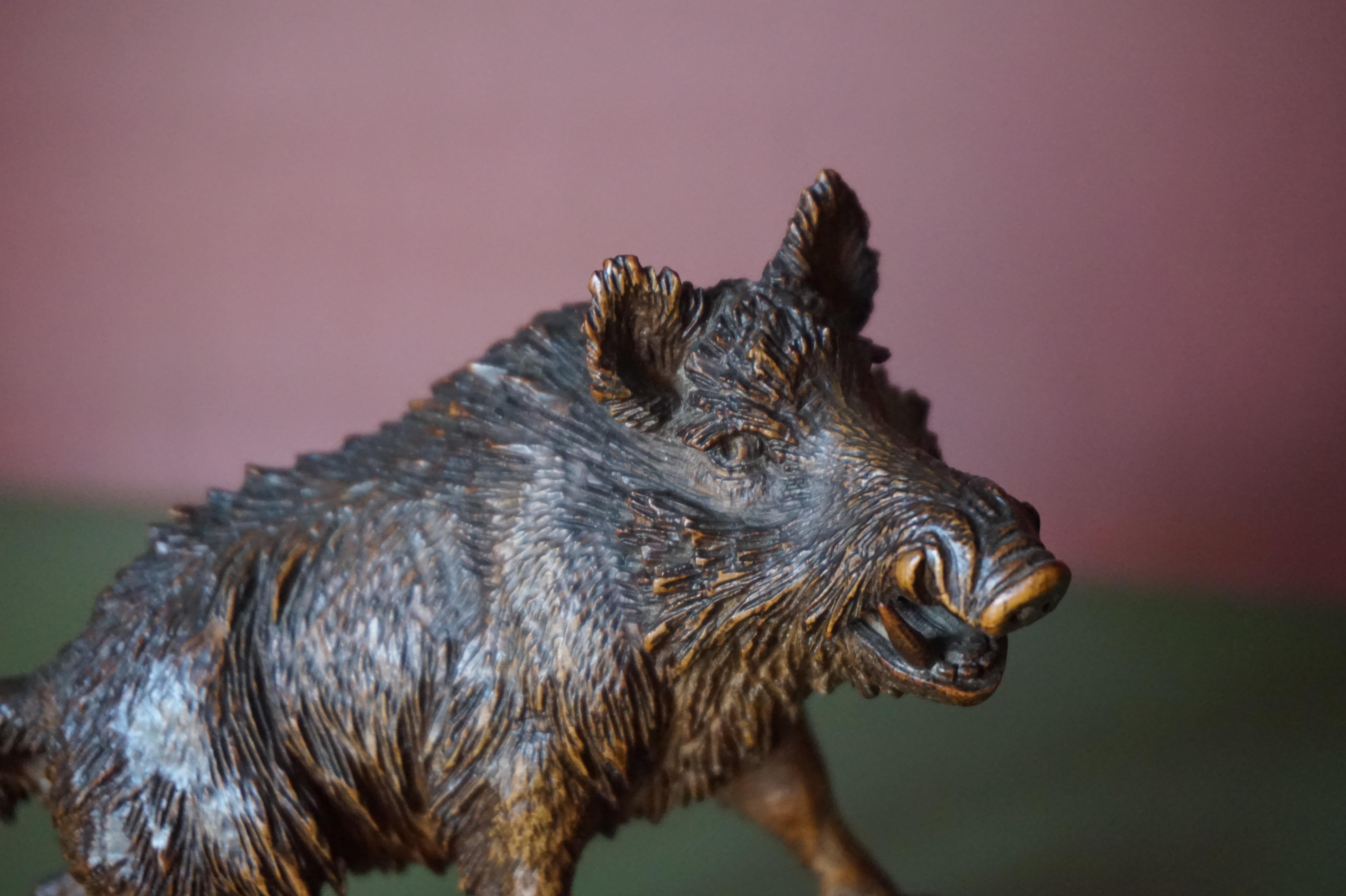 20th Century Finest Quality, Antique Hand Carved Nutwood Swiss Black Forest Boar Sculpture