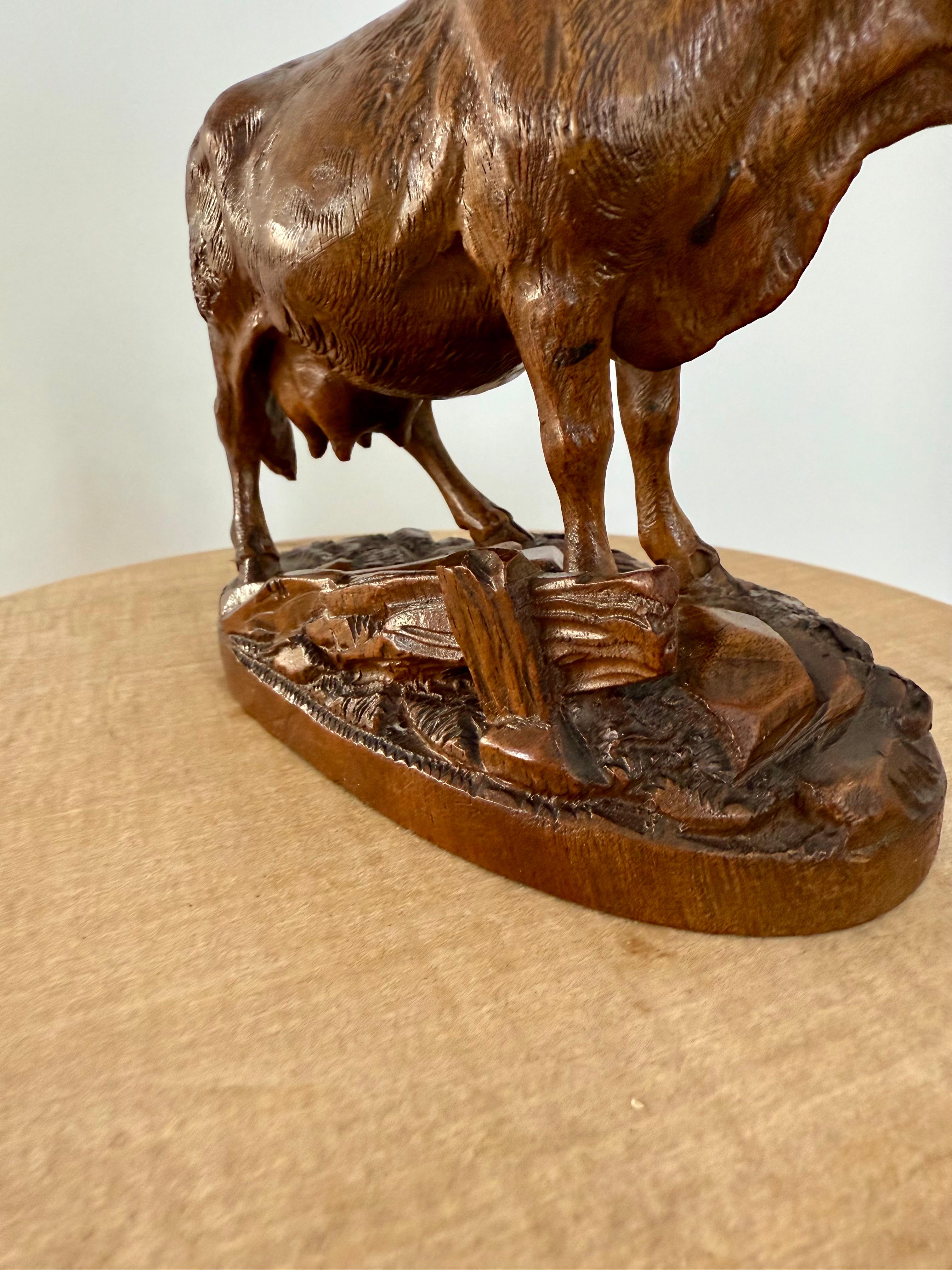 Finest Quality, Antique Hand Carved Nutwood Swiss Black Forest Cow Sculpture For Sale 11