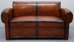 Sofa-lit français en cuir brun teint à la main de la meilleure qualité Art Déco entièrement restauré