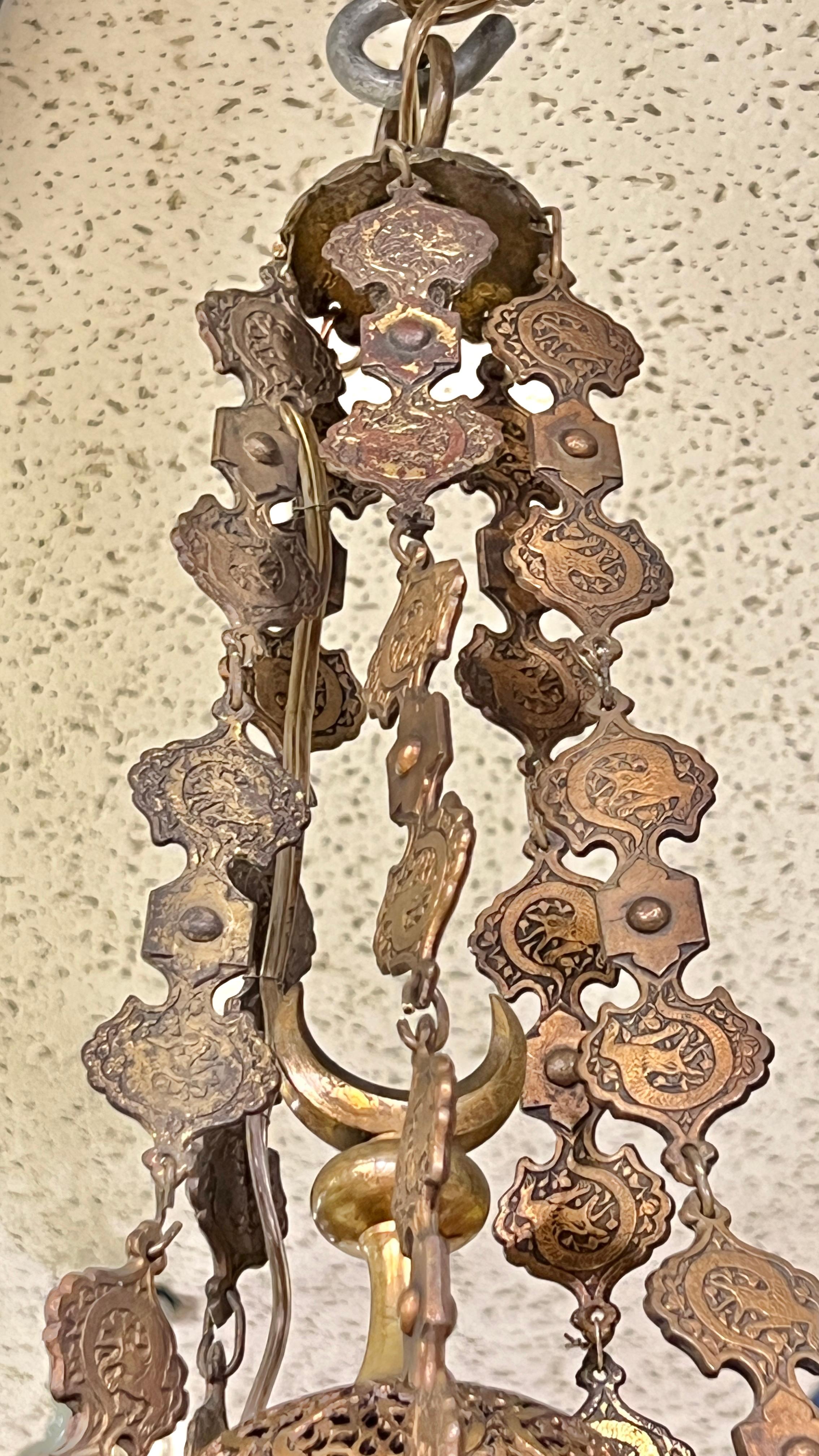 Finest  quality Bronze Orientalist /Middle eastern  Style Lantern Chandelier im Angebot 4