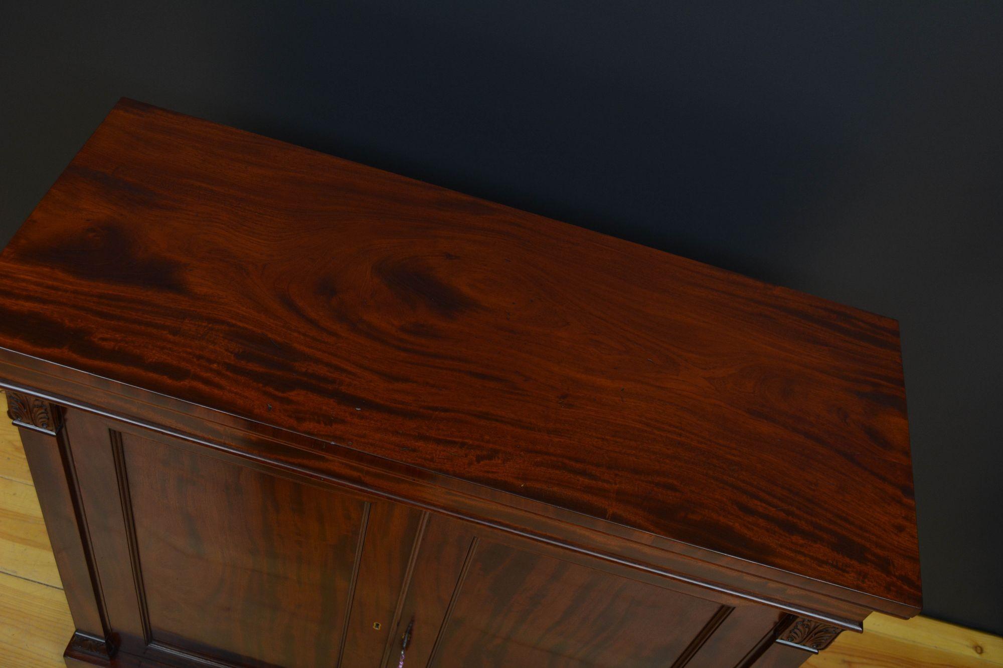Finest Quality English William IV Two Door Chiffonier in Mahogany 1