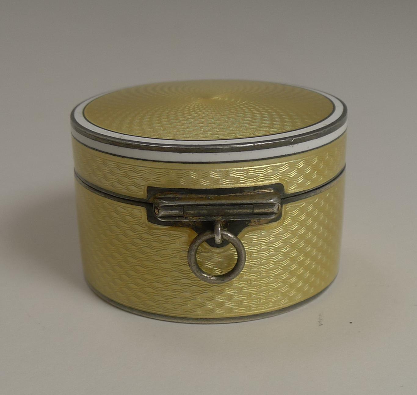 Early 20th Century Finest Quality French Silver Gilt and Guilloche Enamel Pill Box, circa 1900