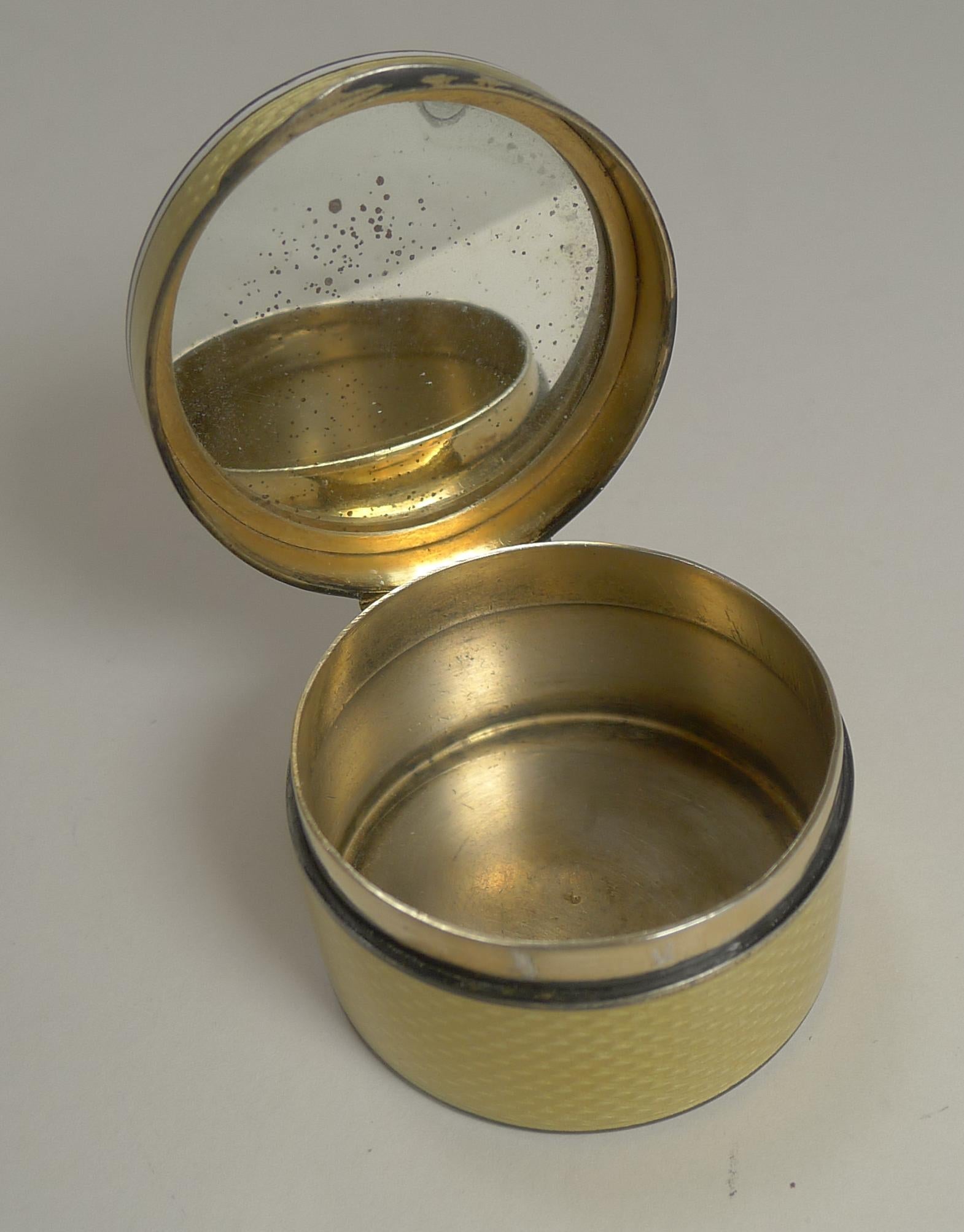 Finest Quality French Silver Gilt and Guilloche Enamel Pill Box, circa 1900 2