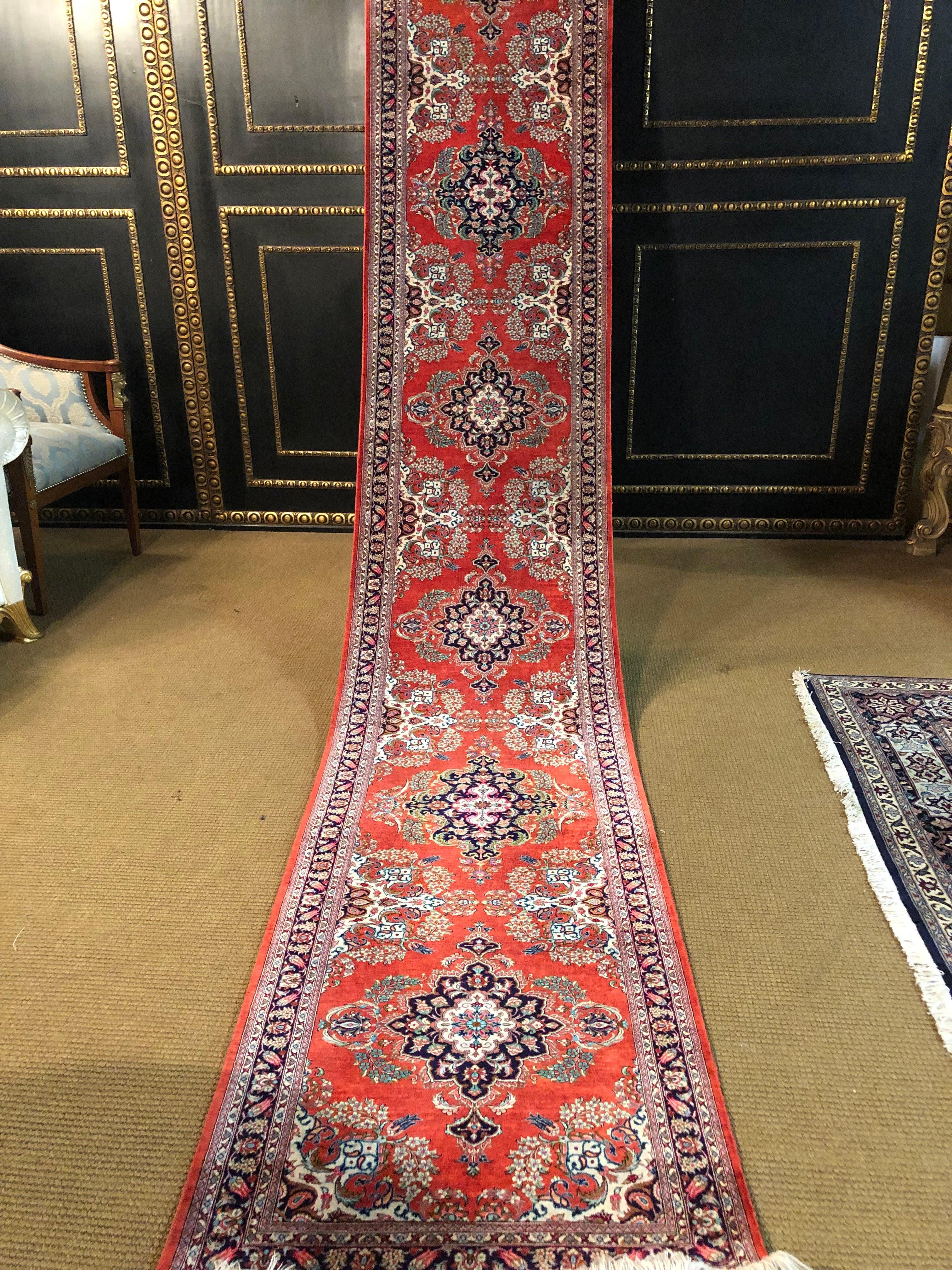 Finest quality Ghom silk carpet
with invoice and certificate.

Measures: 
Length 400cm
Width 69cm
in a top condition and beautiful color.
The carpet was bought at Nobel warehouse KaDeDeWe.
Original price was 9950DM
Berlin, 14.9.1993.