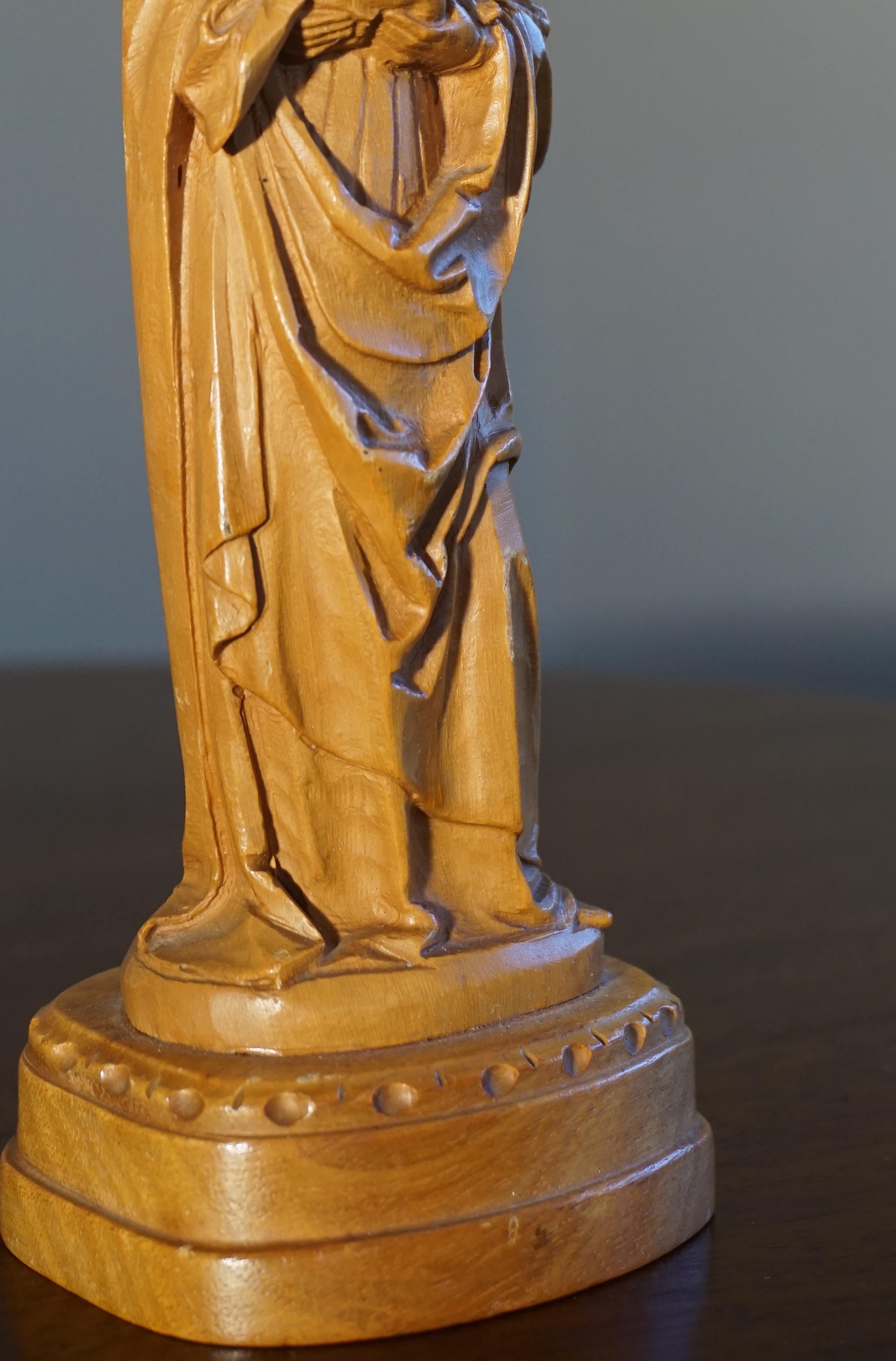 Hand-Carved Finest Quality, Hand Carved Miniature Statue of Mother Mary Holding Child Jesus