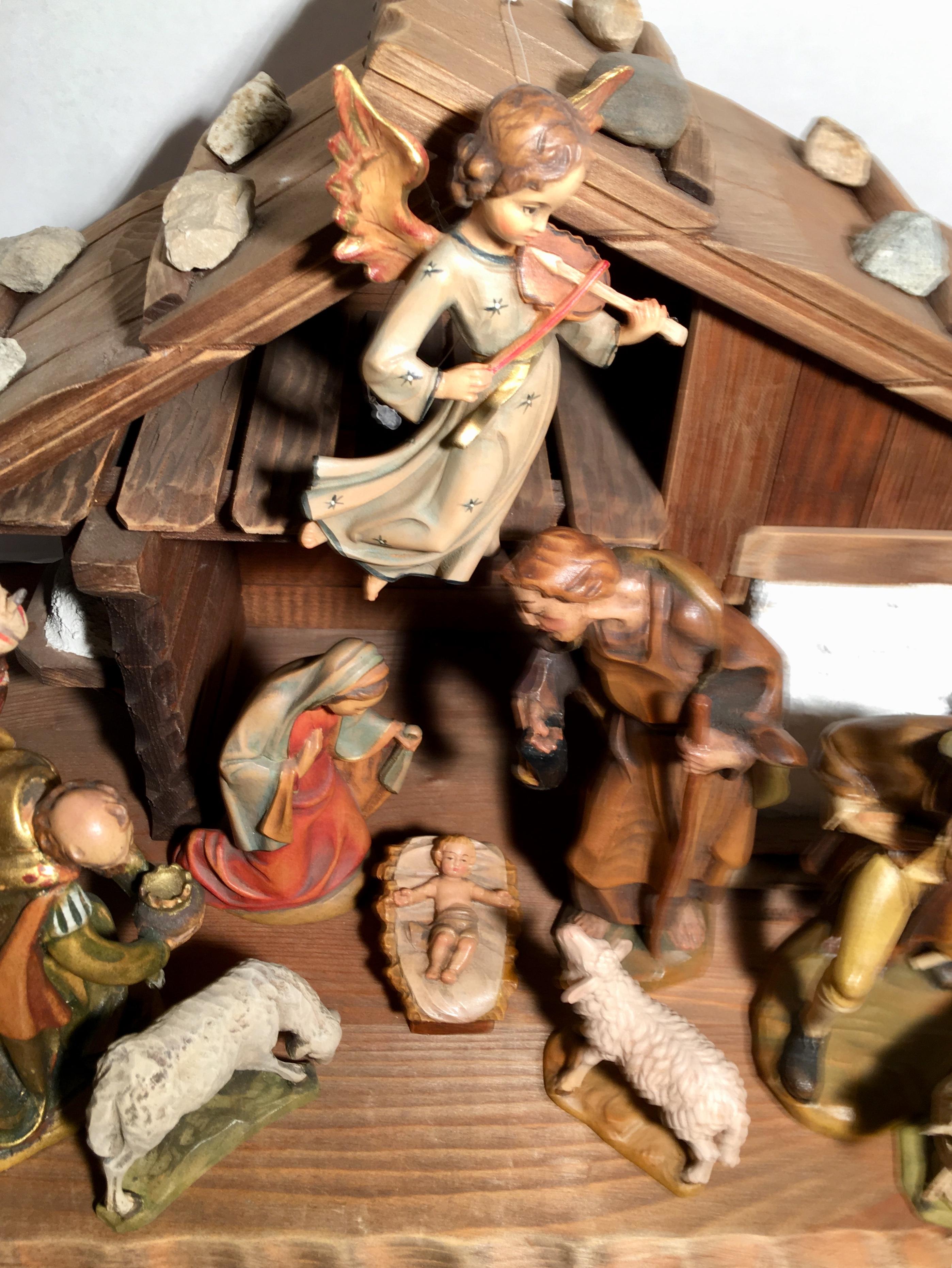 Italienisches, handgeschnitztes Nativity-Set aus Holz 16-teilig, Oswald Demetz Deur 14