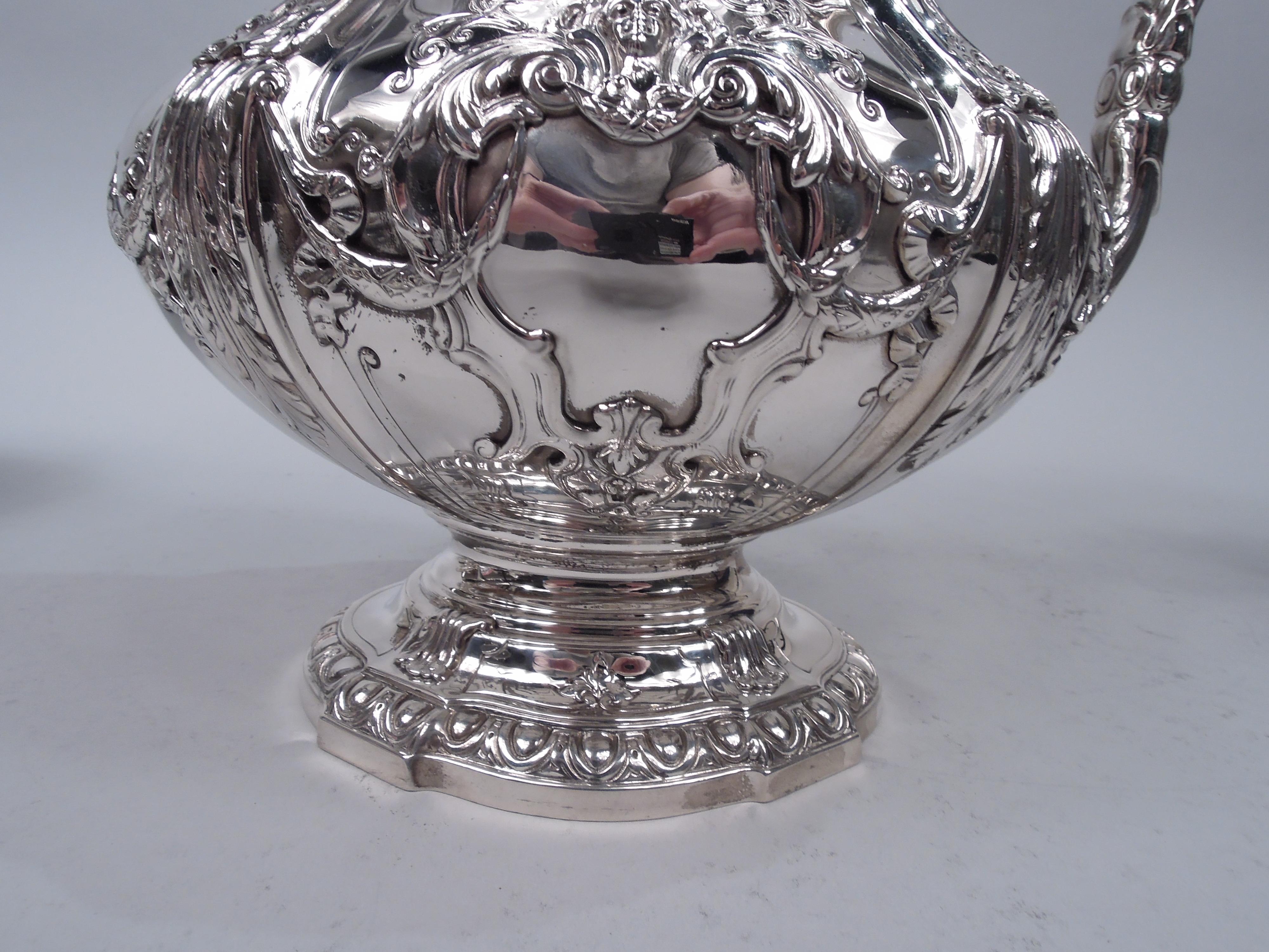 Finest Quality Reed & Barton Louis XV Sterling Silver Water Pitcher In Good Condition In New York, NY