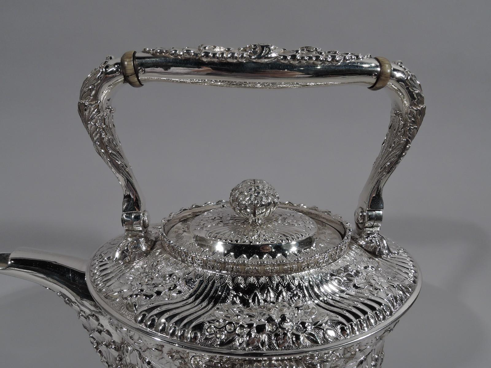 Edwardian Finest Quality Tiffany Repousse Sterling Silver Coffee and Tea Set