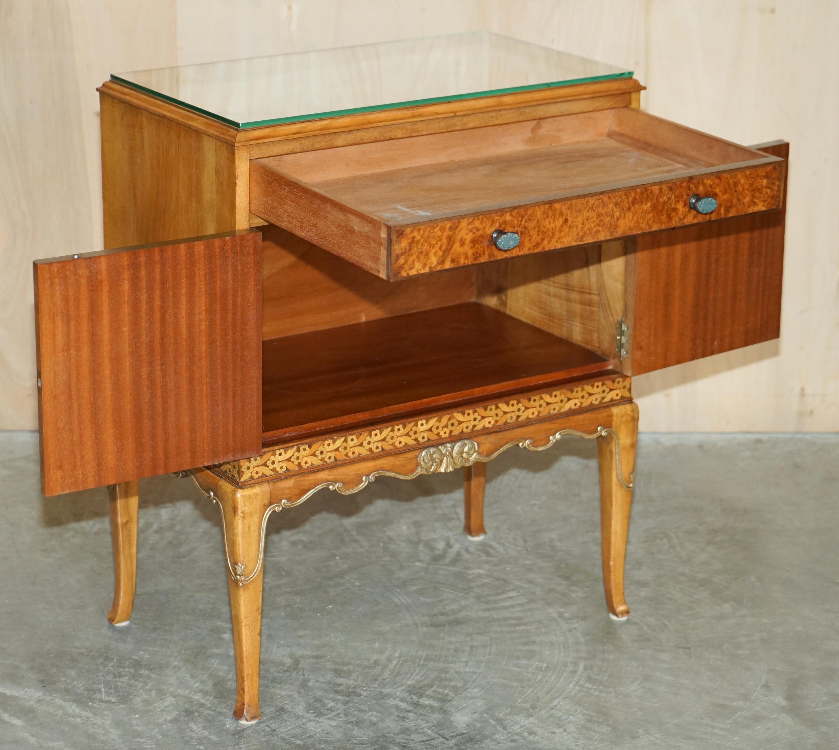 Finest Quality Waring & Gillow Burr Walnut Bedside Table Drawers Part of a Suite For Sale 8