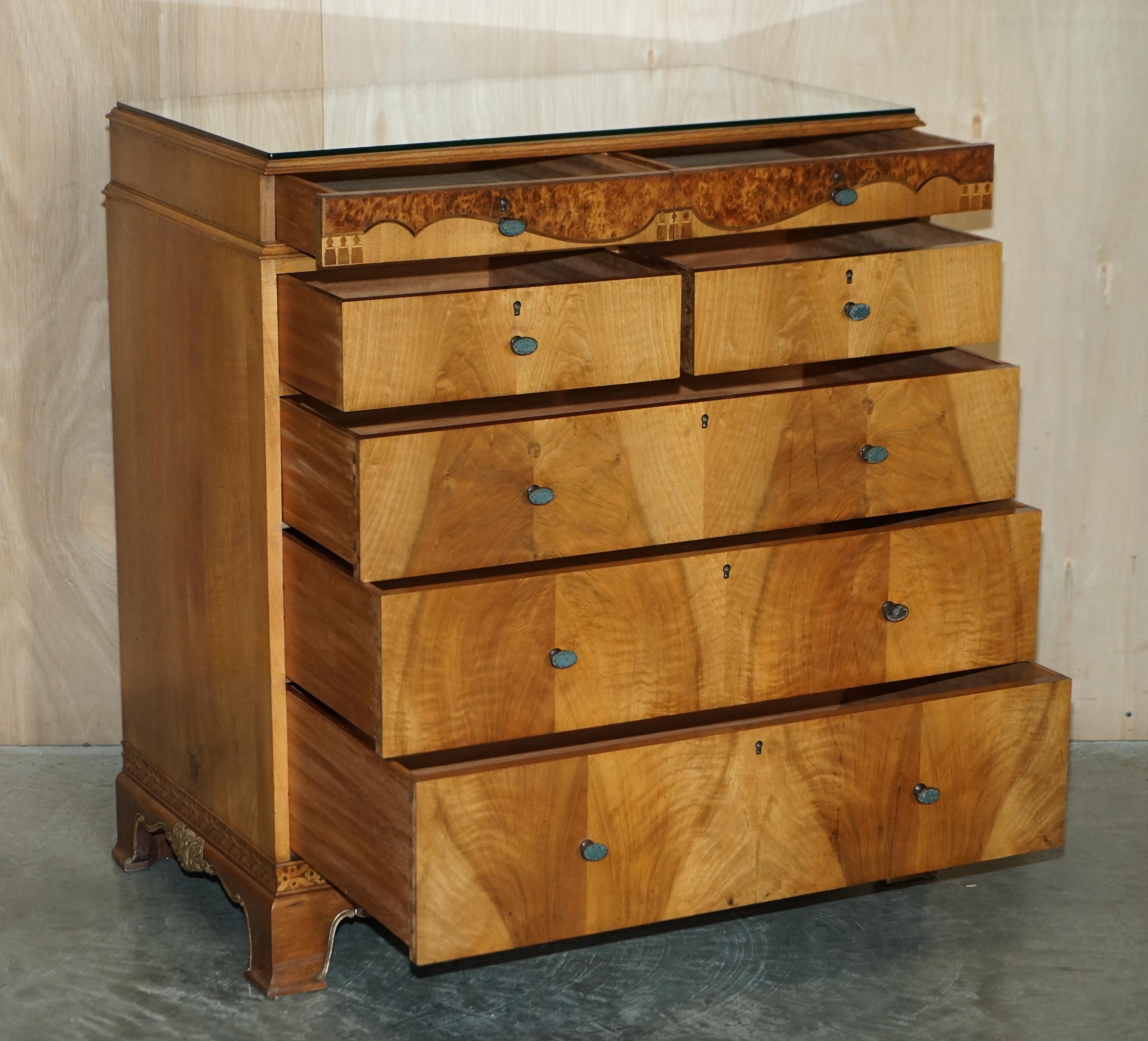 Finest Quality Waring & Gillow Burr Walnut Chest of Drawers Part of a Suite For Sale 7