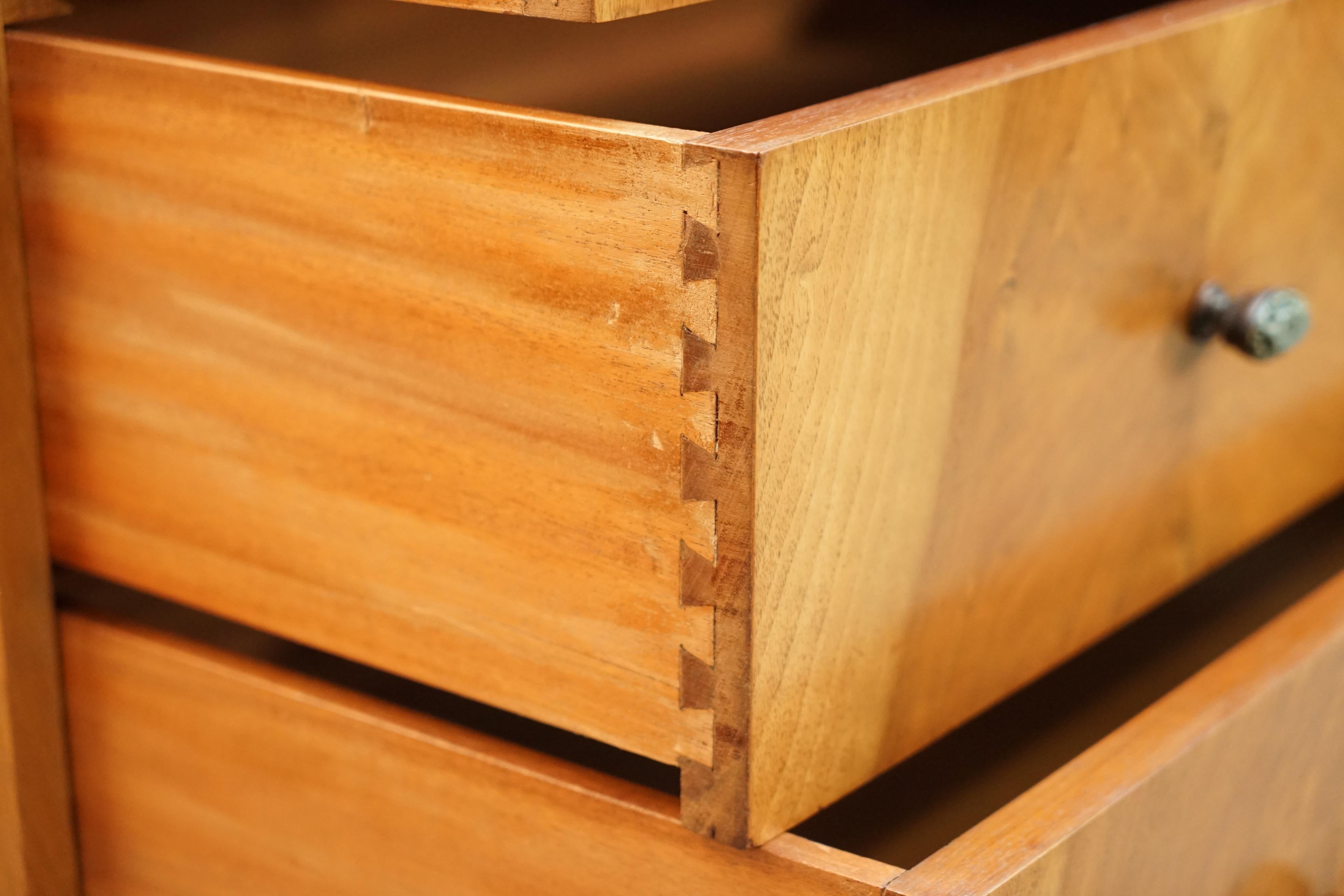 Finest Quality Waring & Gillow Burr Walnut Chest of Drawers Part of a Suite For Sale 9