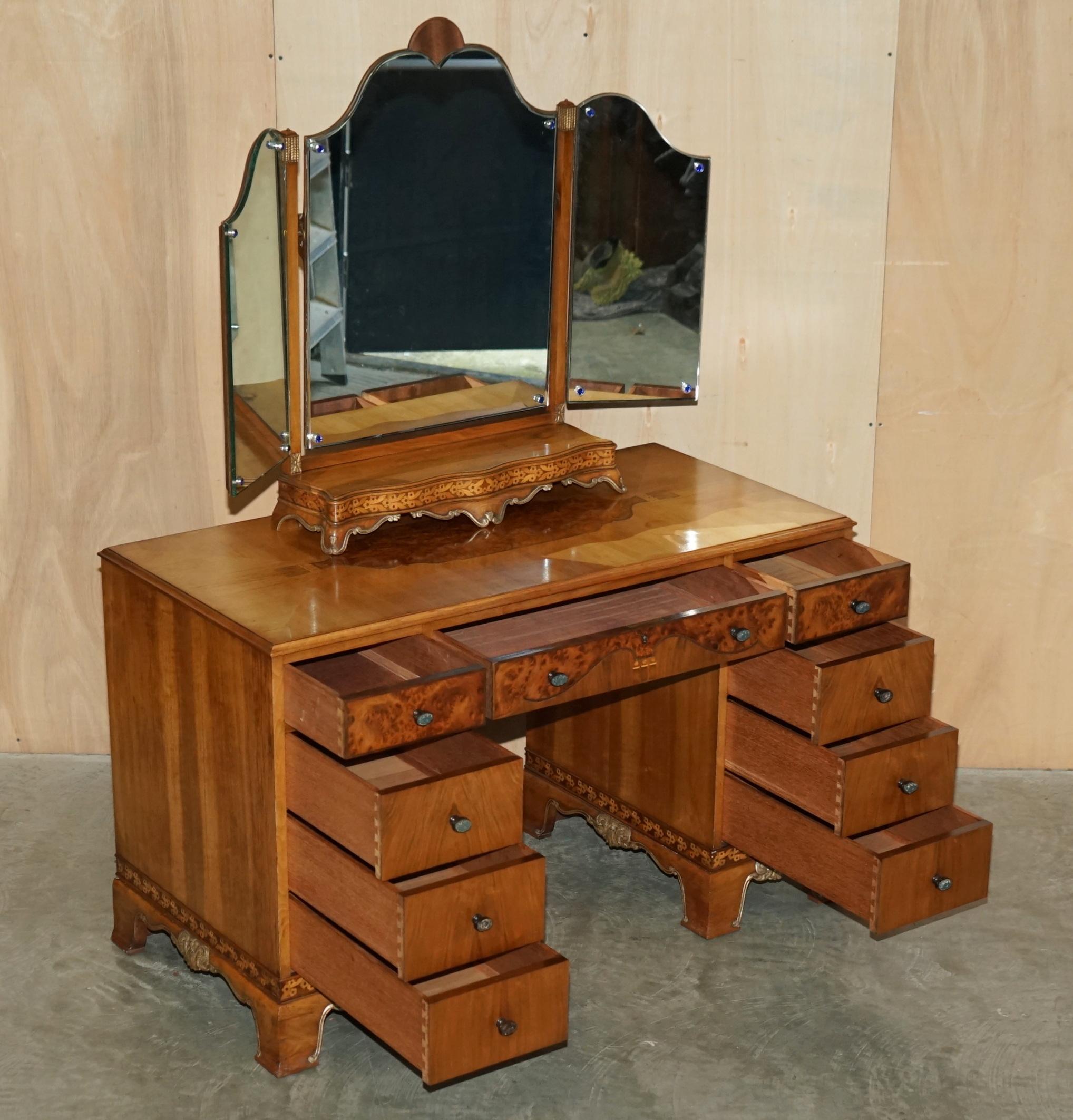 Finest Quality Waring & Gillow Burr Walnut Dressing Table Mirror Part of Suite 11