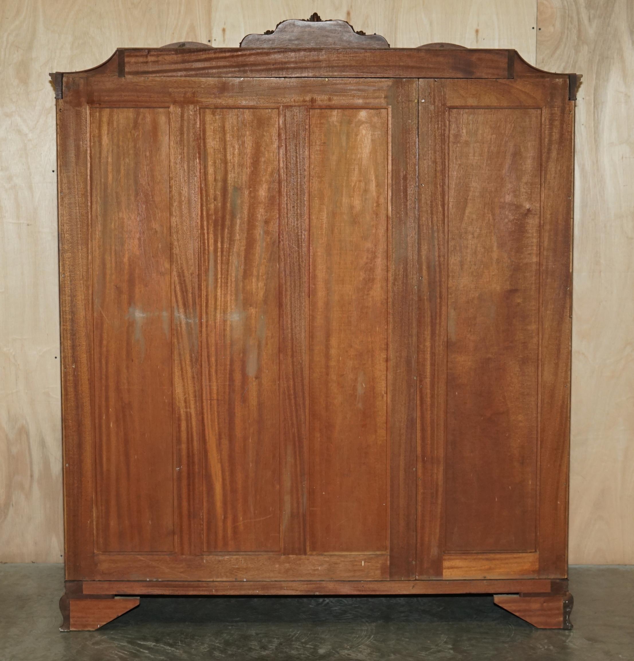 Finest Quality Waring & Gillow Burr Walnut Triple Wardrobe Part of Large Suite For Sale 7