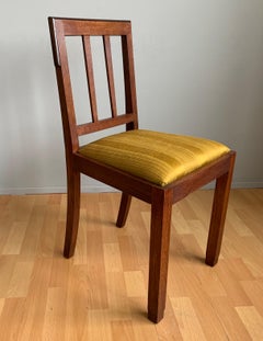 Finest Quality Workmanship Oak Arts & Crafts Ladies Desk or Bedroom Chair, 1920