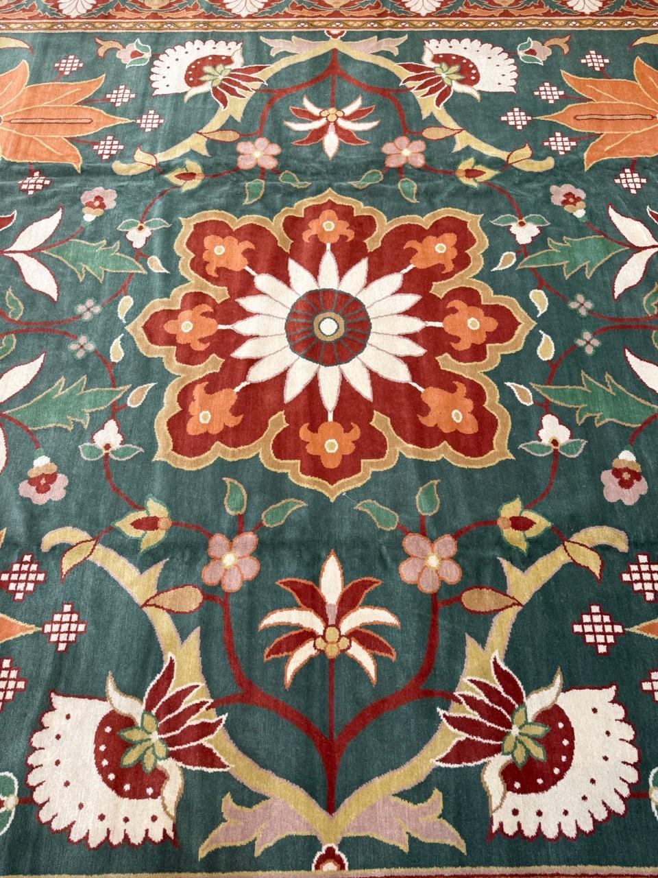 XX secolo Tappeto tibetano di altissima qualità con disegno William Morris in vendita