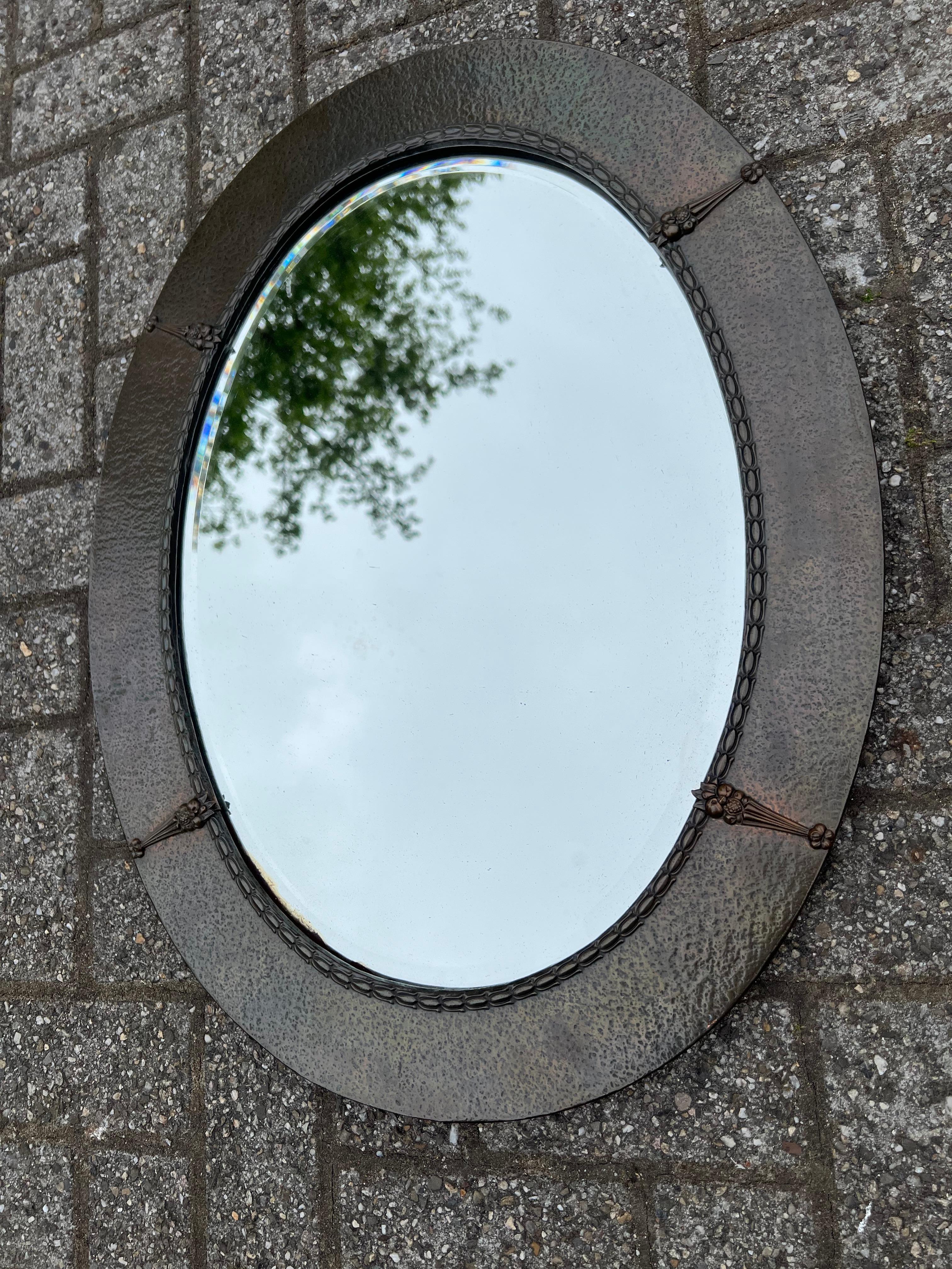 Finest Workmanship Bronzed Copper Ovale Shape & Large Size Art Deco Wall Mirror For Sale 11