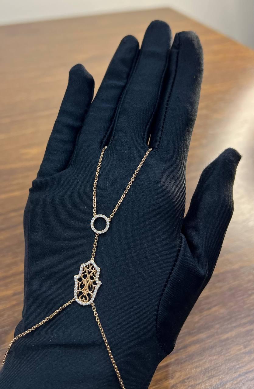 Moderne Finger Ring Chain Hamsa Hand Diamond Symbol 18K Rose Gold Bracelet en vente