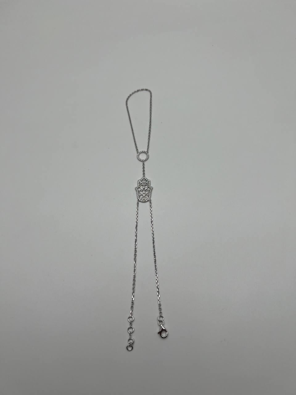 Moderne Bracelet d'affirmation Hamsa Hand Diamond Symbol en or blanc 18 carats en vente