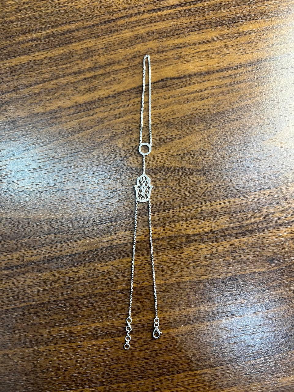 Bracelet d'affirmation Hamsa Hand Diamond Symbol en or blanc 18 carats Neuf - En vente à Oakton, VA