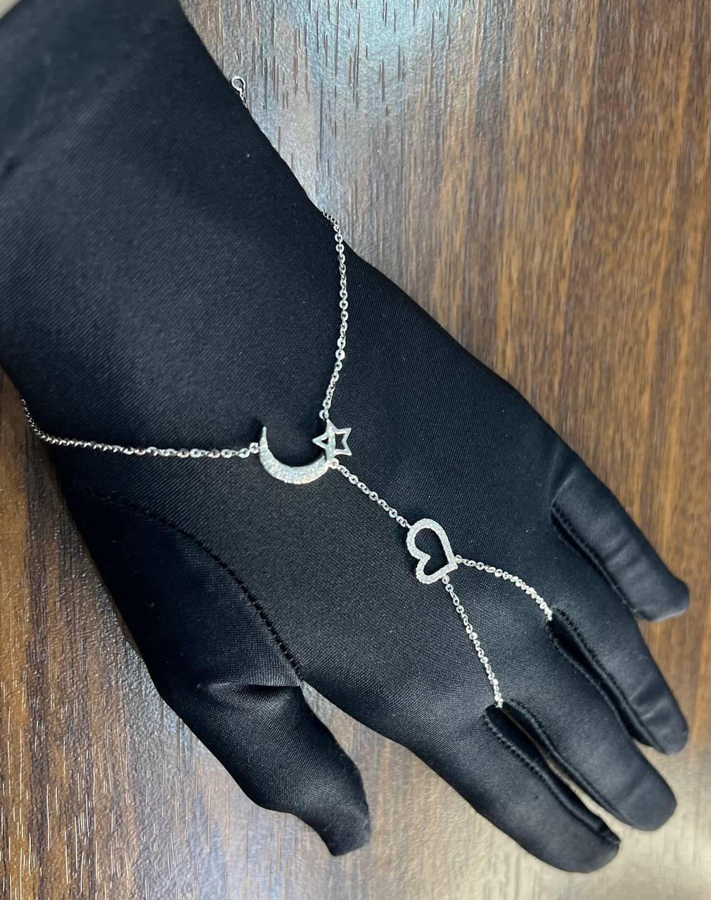 Finger Ring Chain Heart Lunar Diamond Symbol 18K White Gold Statement Bracelet For Sale 3