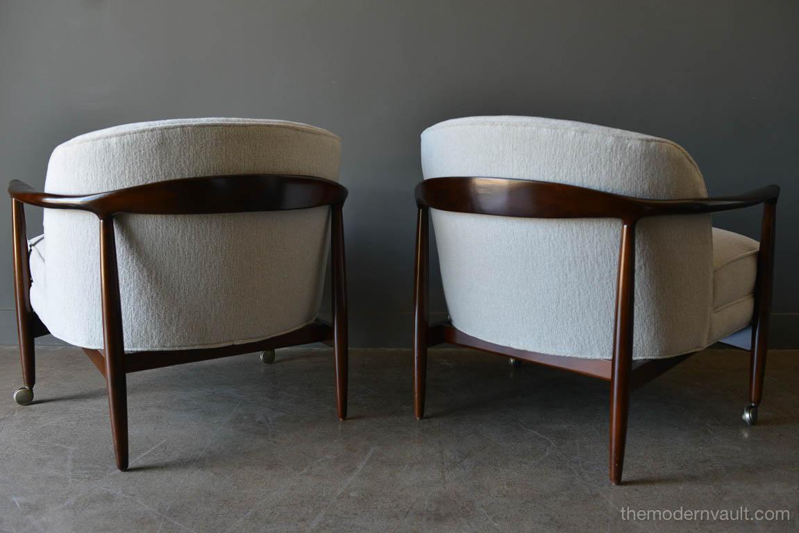 Finn Andersen for Selig Denmark Sculpted Barrel Back Lounge Chairs, circa 1960 3