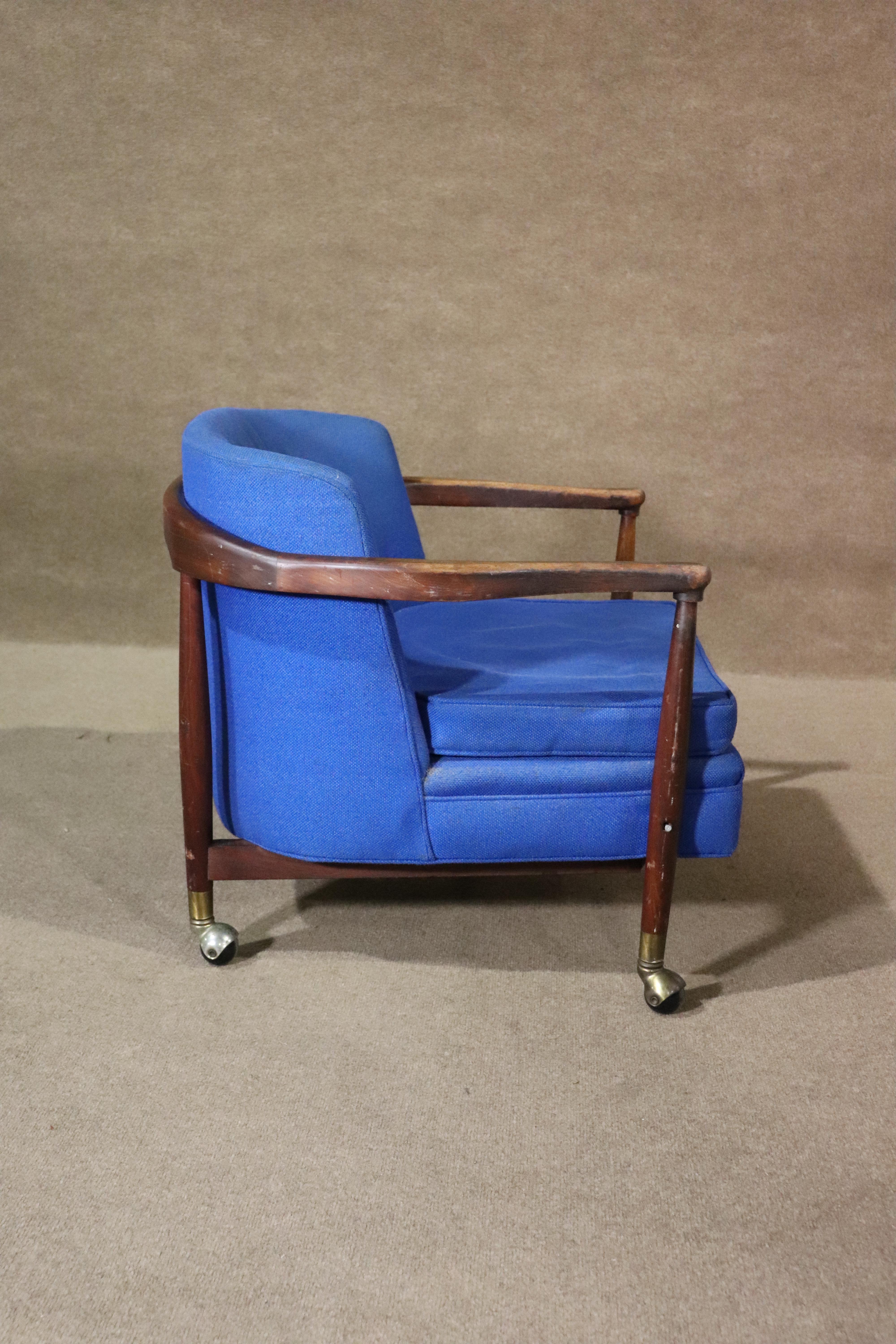 Mid-Century Modern Finn Andersen Style Mid-Century Chair For Sale