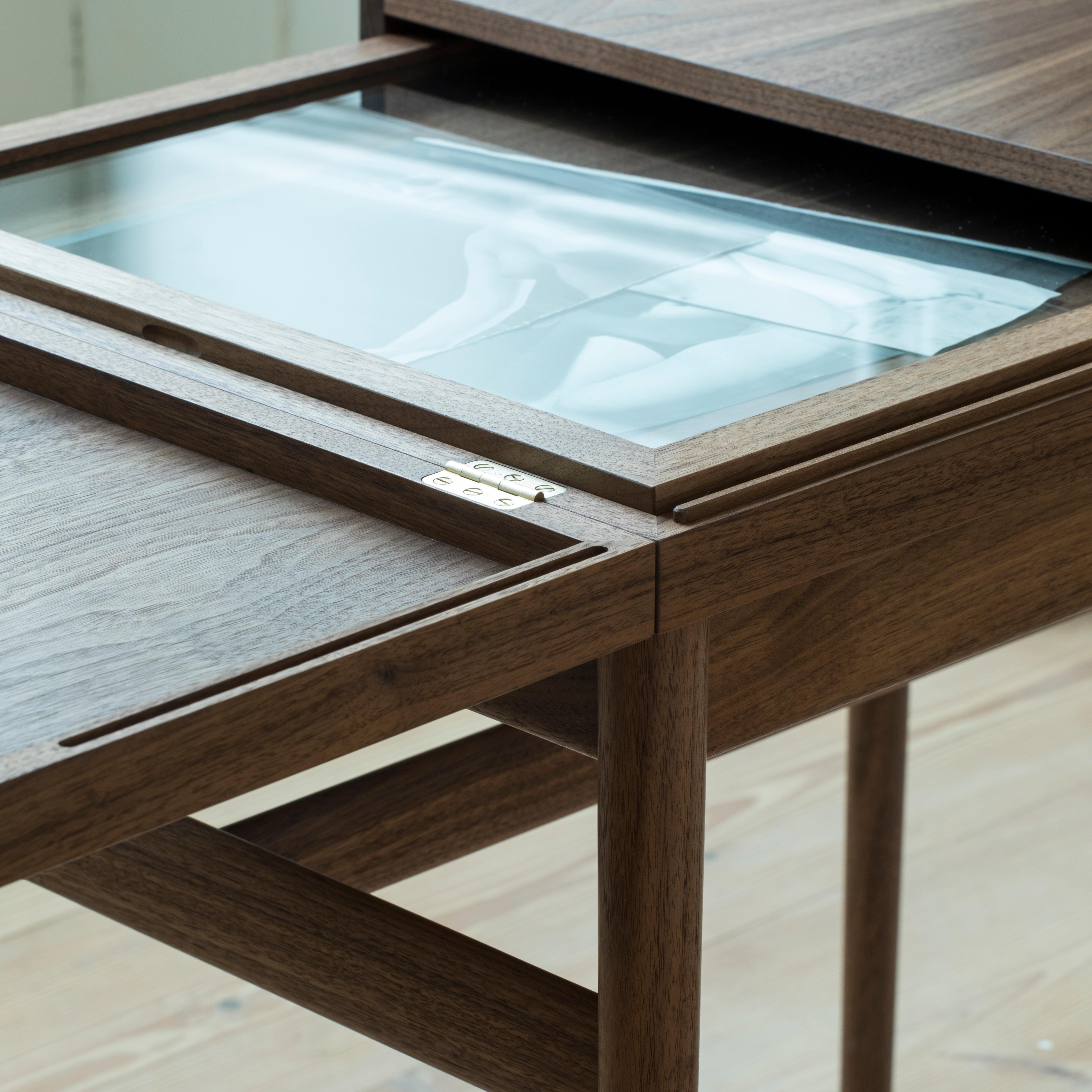 Finn Jhul Art Collector's Vitrine Coffee Table in Wood 3
