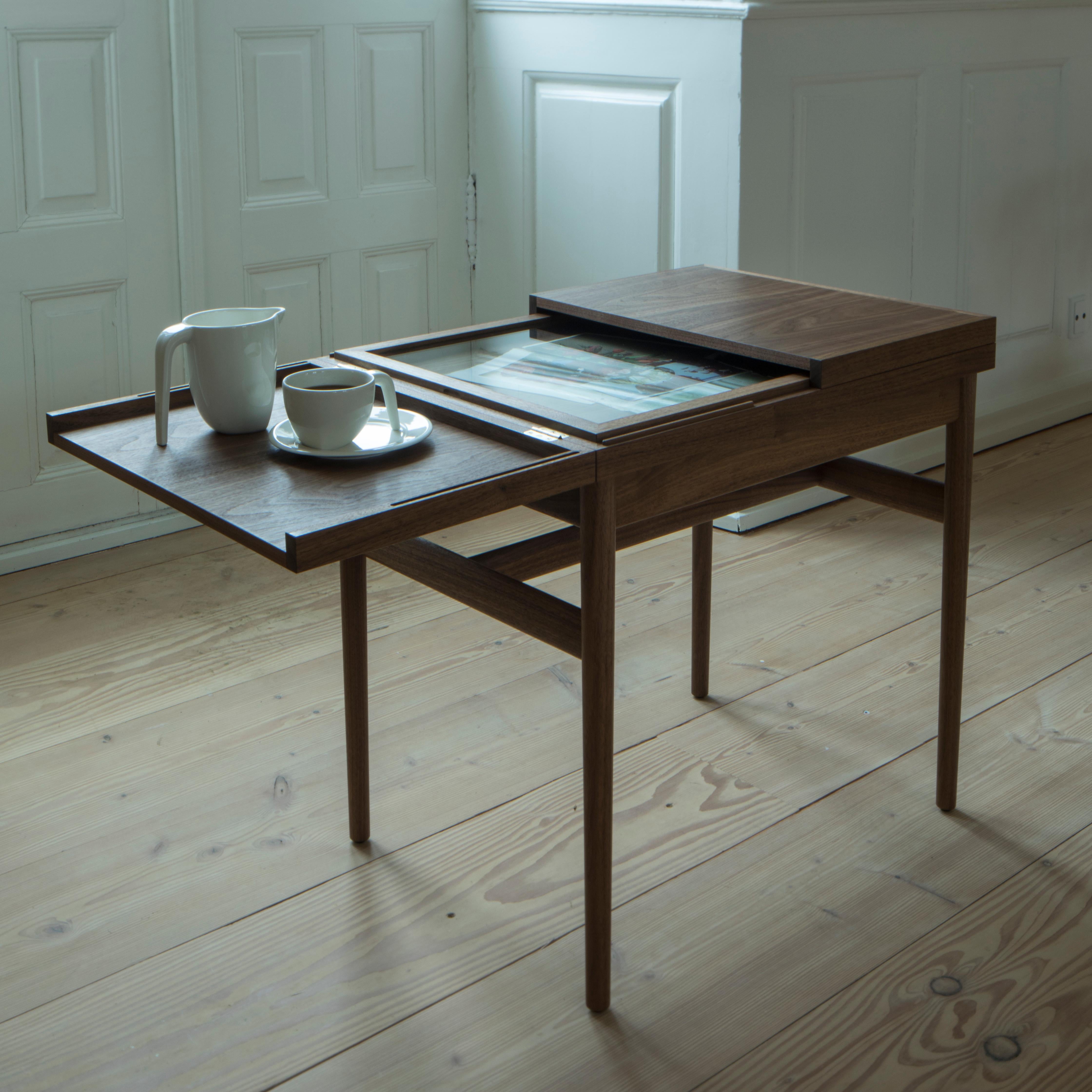 Finn Jhul Art Collector's Vitrine Coffee Table in Wood 4