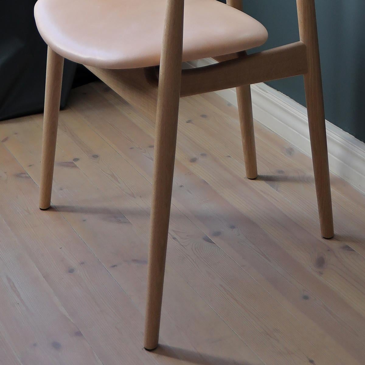 Danish Finn Juhl 109 Chair, Wood and Leather by House of Finn Juhl
