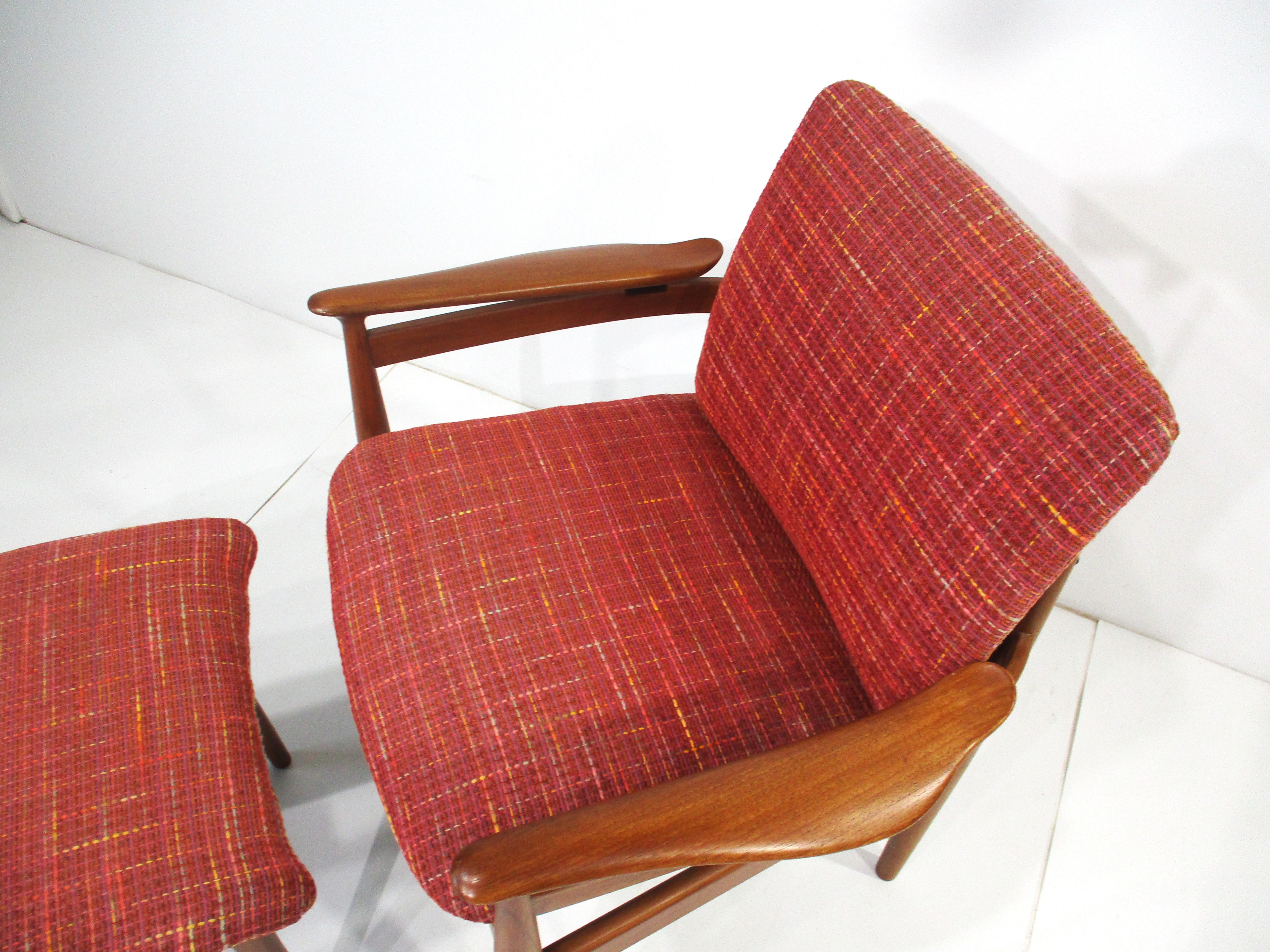 Sedia a braccio in teak con ottomana Finn Juhls 192 di France & Sons Danimarca in vendita 3