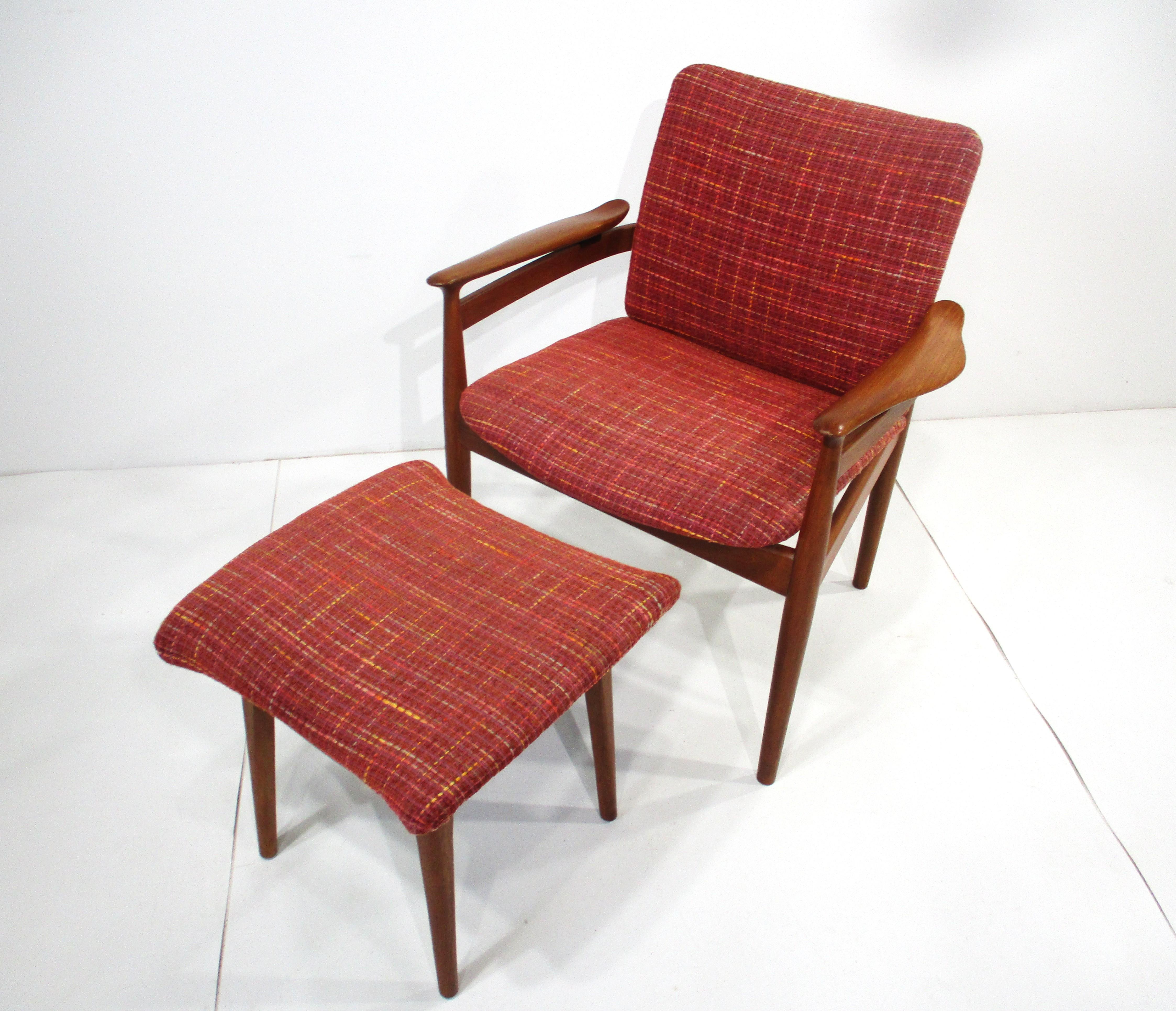 Sedia a braccio in teak con ottomana Finn Juhls 192 di France & Sons Danimarca in vendita 9