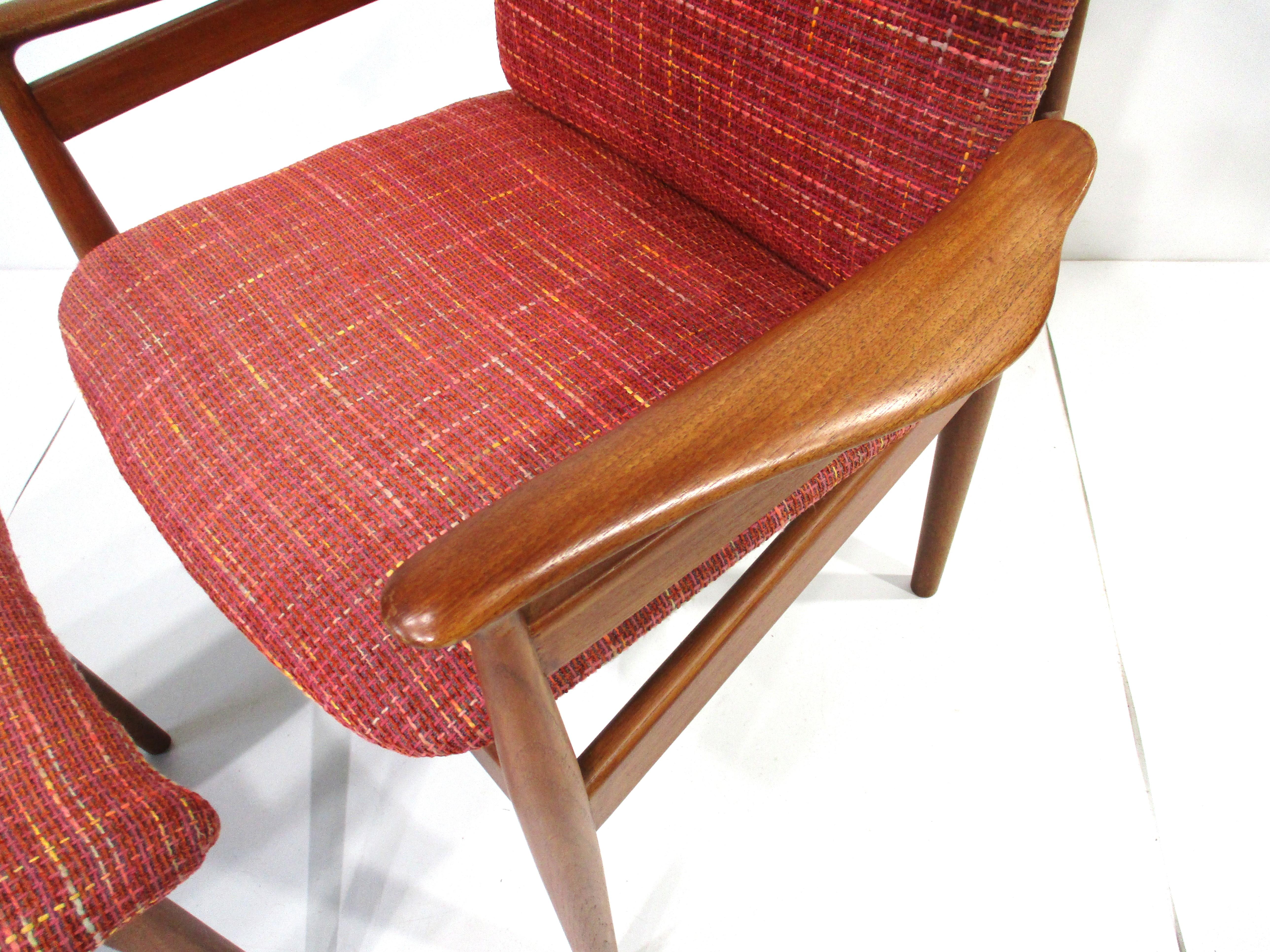 Sedia a braccio in teak con ottomana Finn Juhls 192 di France & Sons Danimarca in vendita 1