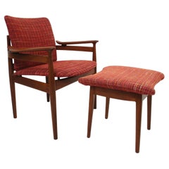 Sedia a braccio in teak con ottomana Finn Juhls 192 di France & Sons Danimarca