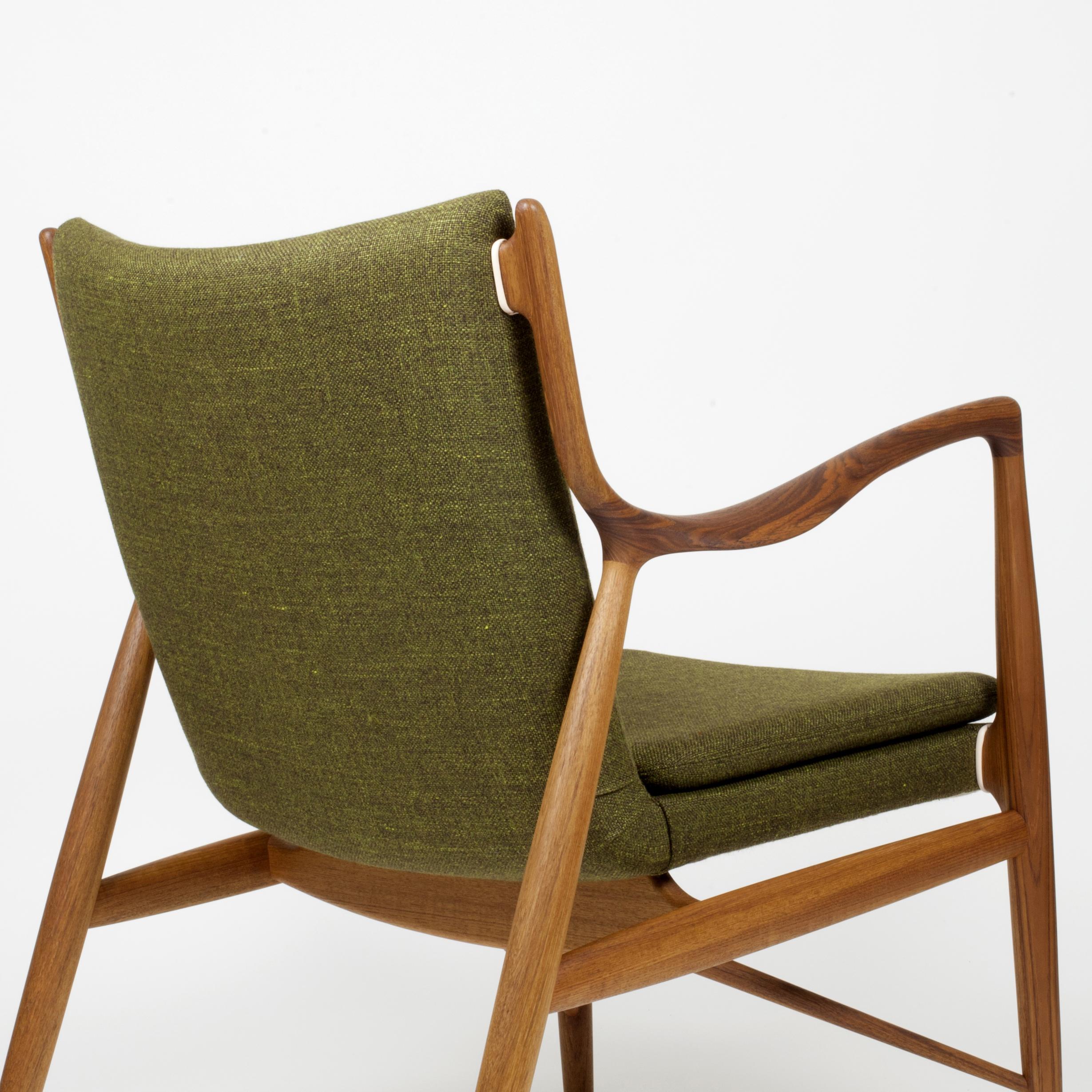 Contemporary Finn Juhl 45 Chair in Wood and Fabric
