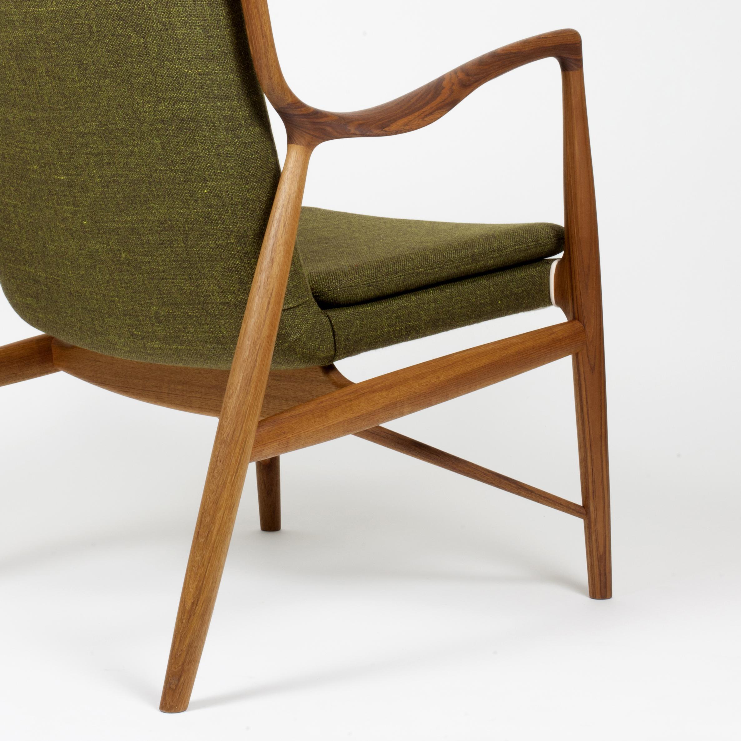 Finn Juhl 45 Chair in Wood and Fabric 1