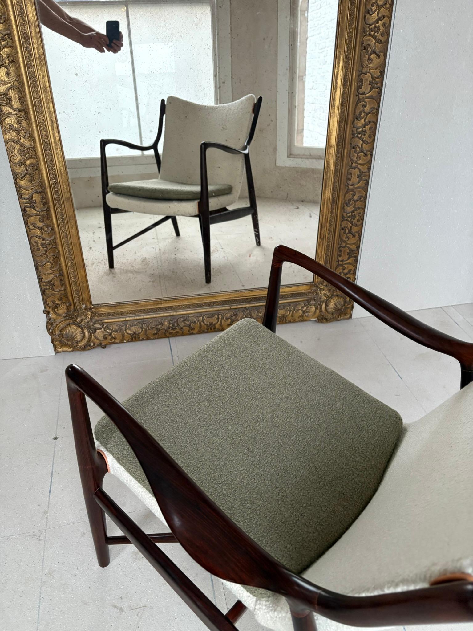 Finn Juhl 45 Stuhl aus Palisanderholz von Niels Vodder um 1950 (Mitte des 20. Jahrhunderts) im Angebot